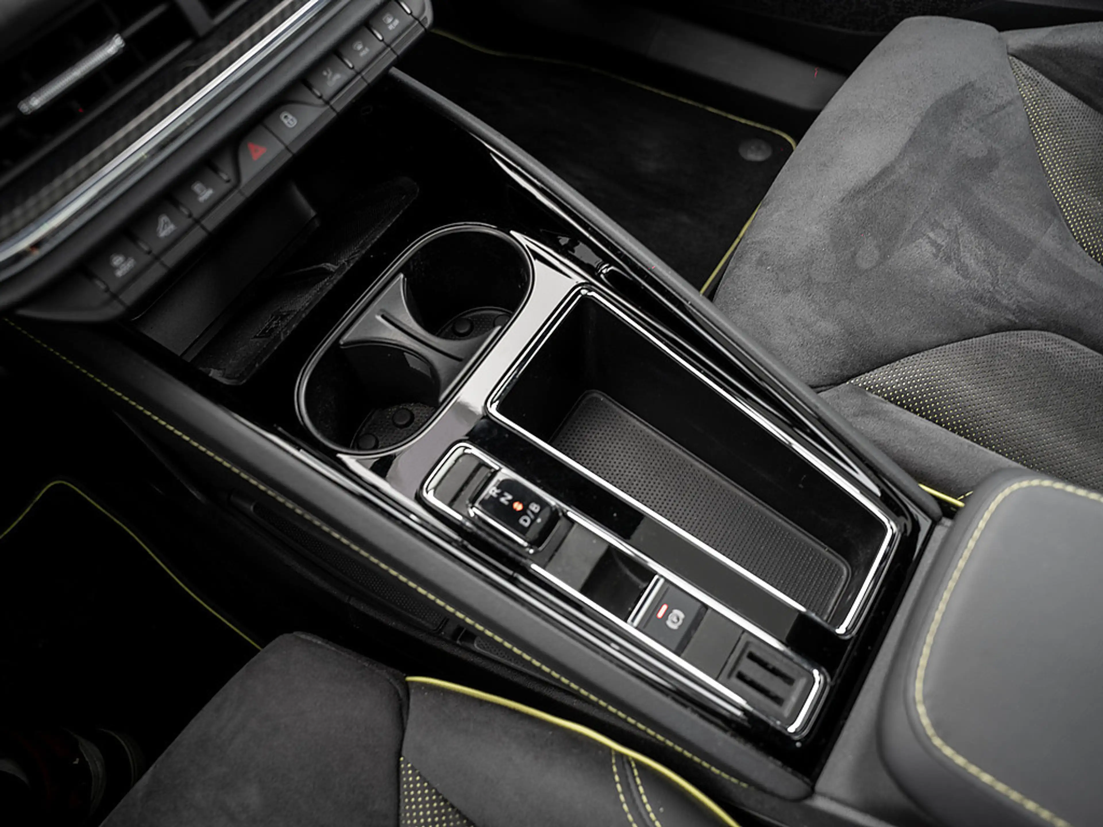 Skoda Enyaq Coupé RS Lounge AHK 360 PANO KAM MATRIX — photo 9