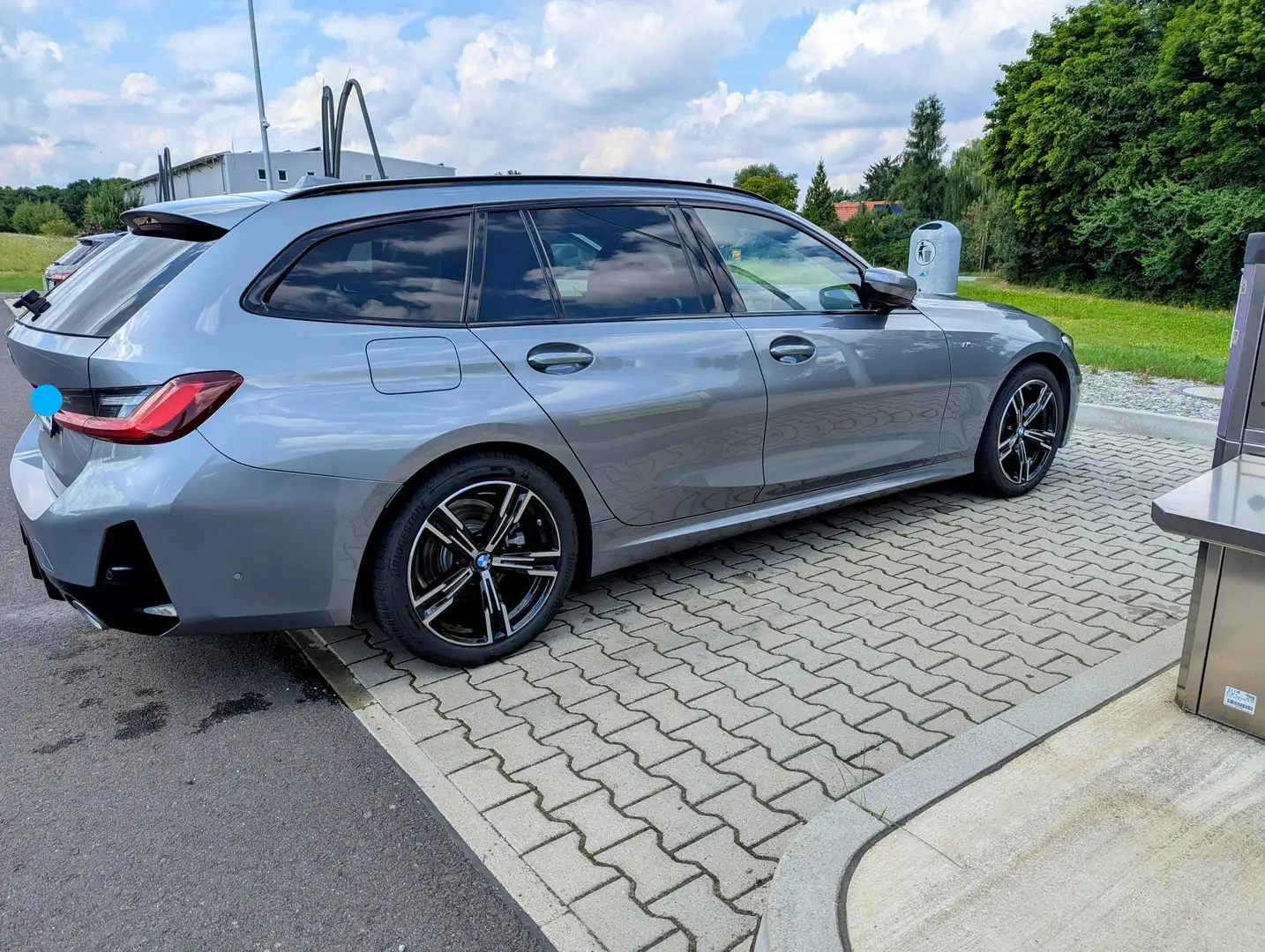 BMW 318 318i Touring Aut. Grau - 2