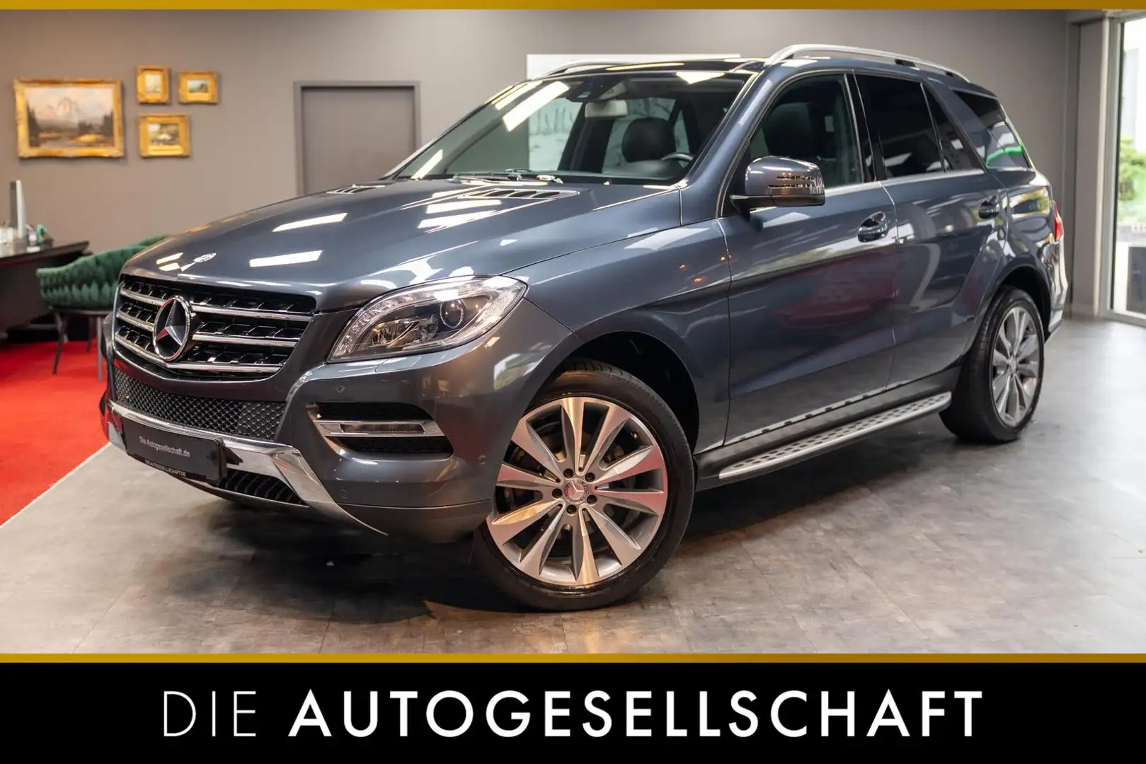 Mercedes-Benz ML 350 CDI*SPORT-PAKET*NAVI*LEDER*PANO*AHK*2.HD* Grau - 1