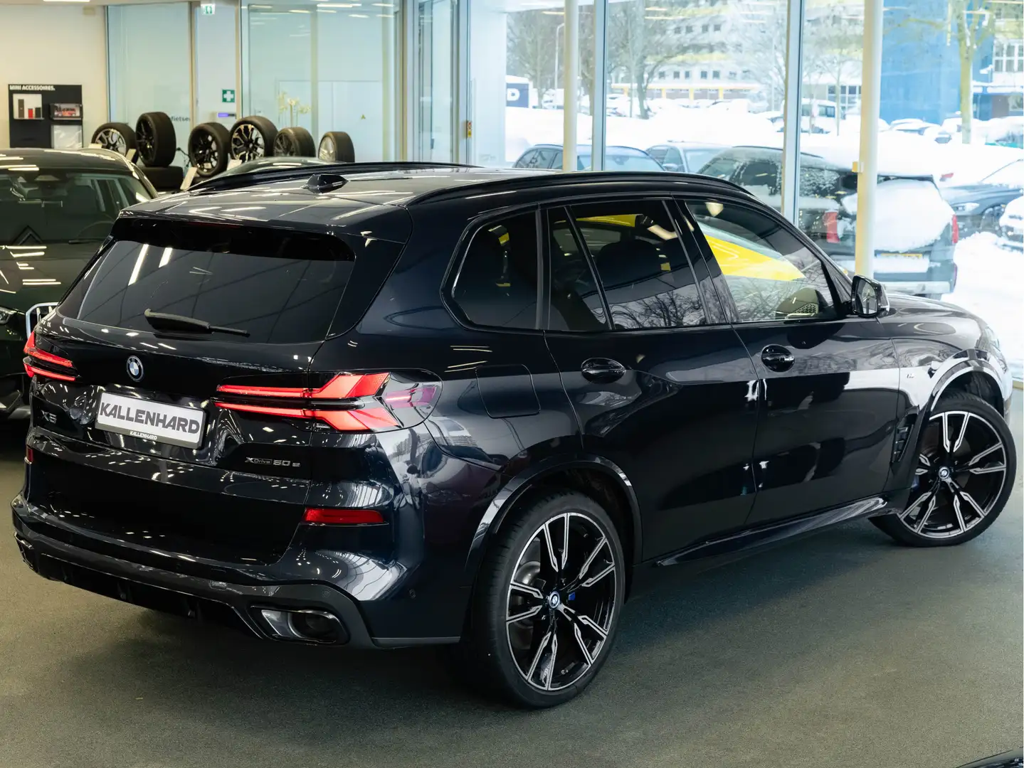 BMW X5 xDrive50e M-Sport Pro - Comfortzetels - Trekhaak - Schwarz - 2