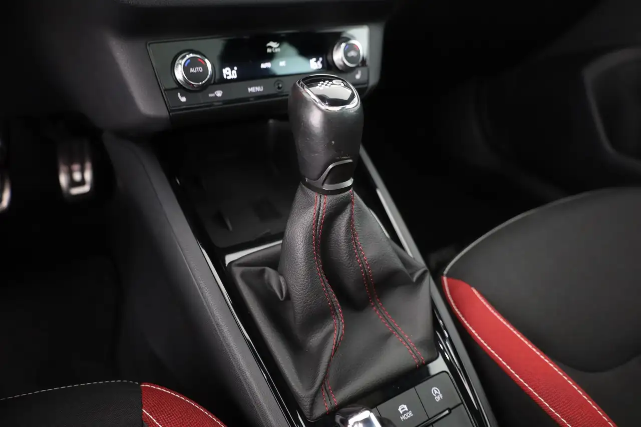Skoda Scala 1.5 TSI Edition S ABT LED Navi Panorama, миниатюра 14