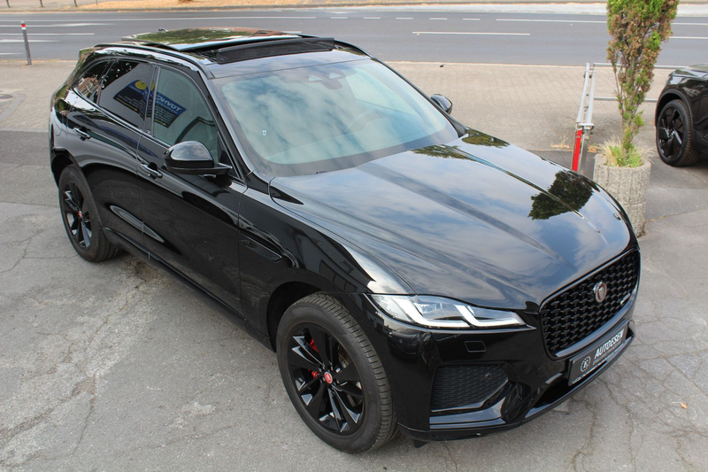 Jaguar F-Pace R-DYNAMIC BLACK+PANO+MERIDIAN+AHK+AMBIENT