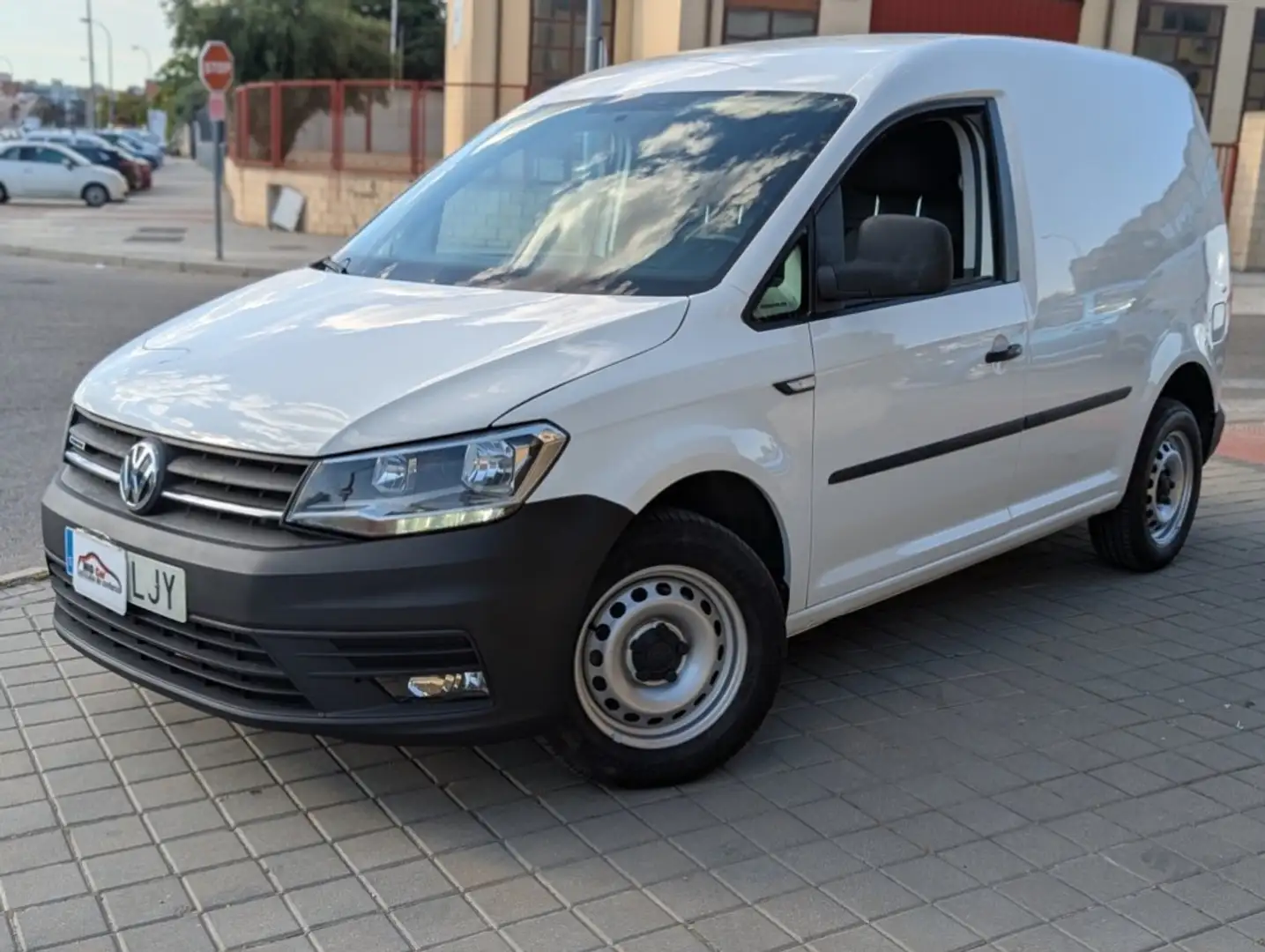 Volkswagen Caddy Furgón 1.4TGI GNC Blanco - 1