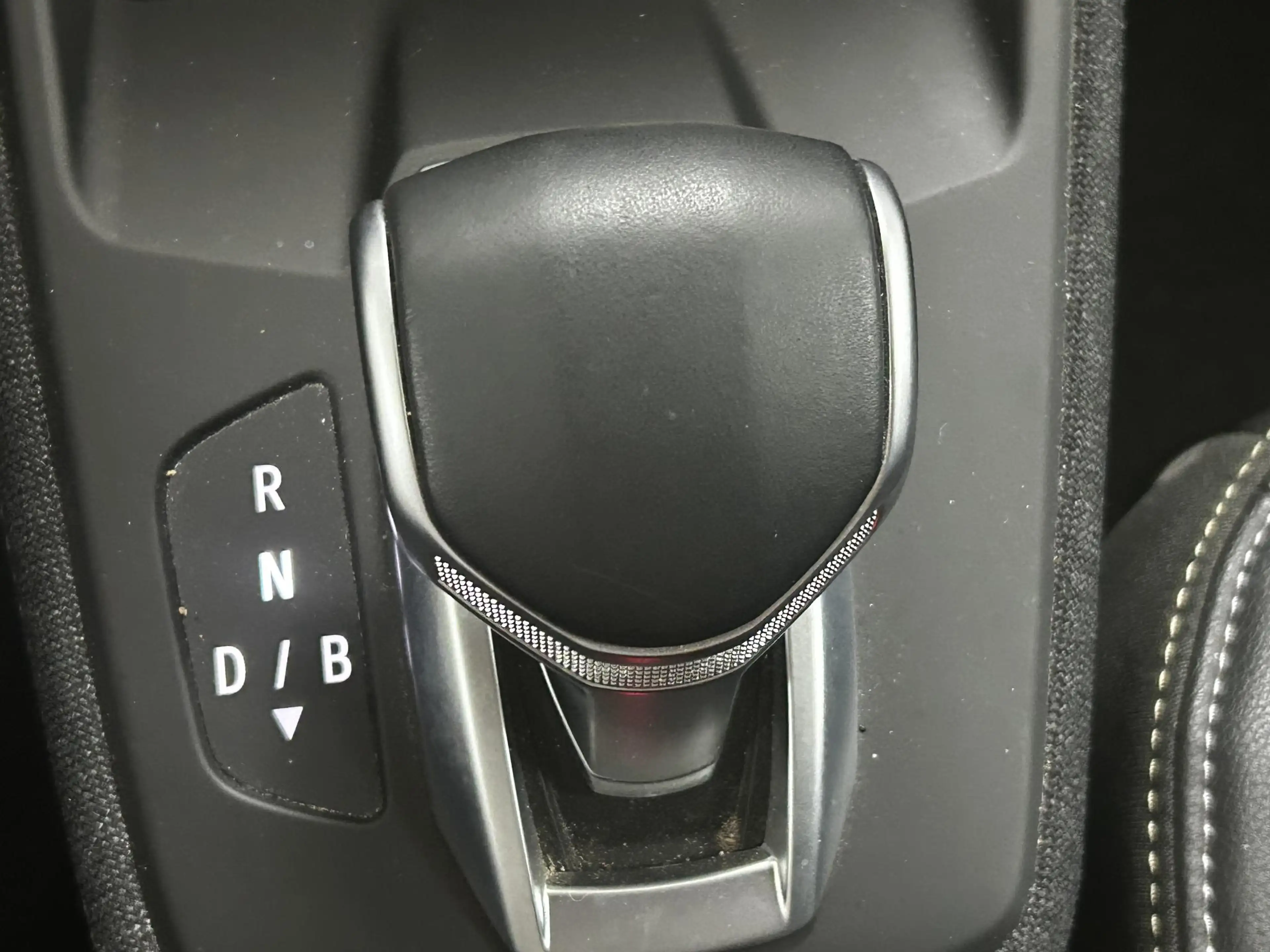 Renault ZOE R135 Iconic 52 kWh NAVIGATIE | ACHTERUITRIJCAMERA — photo 21