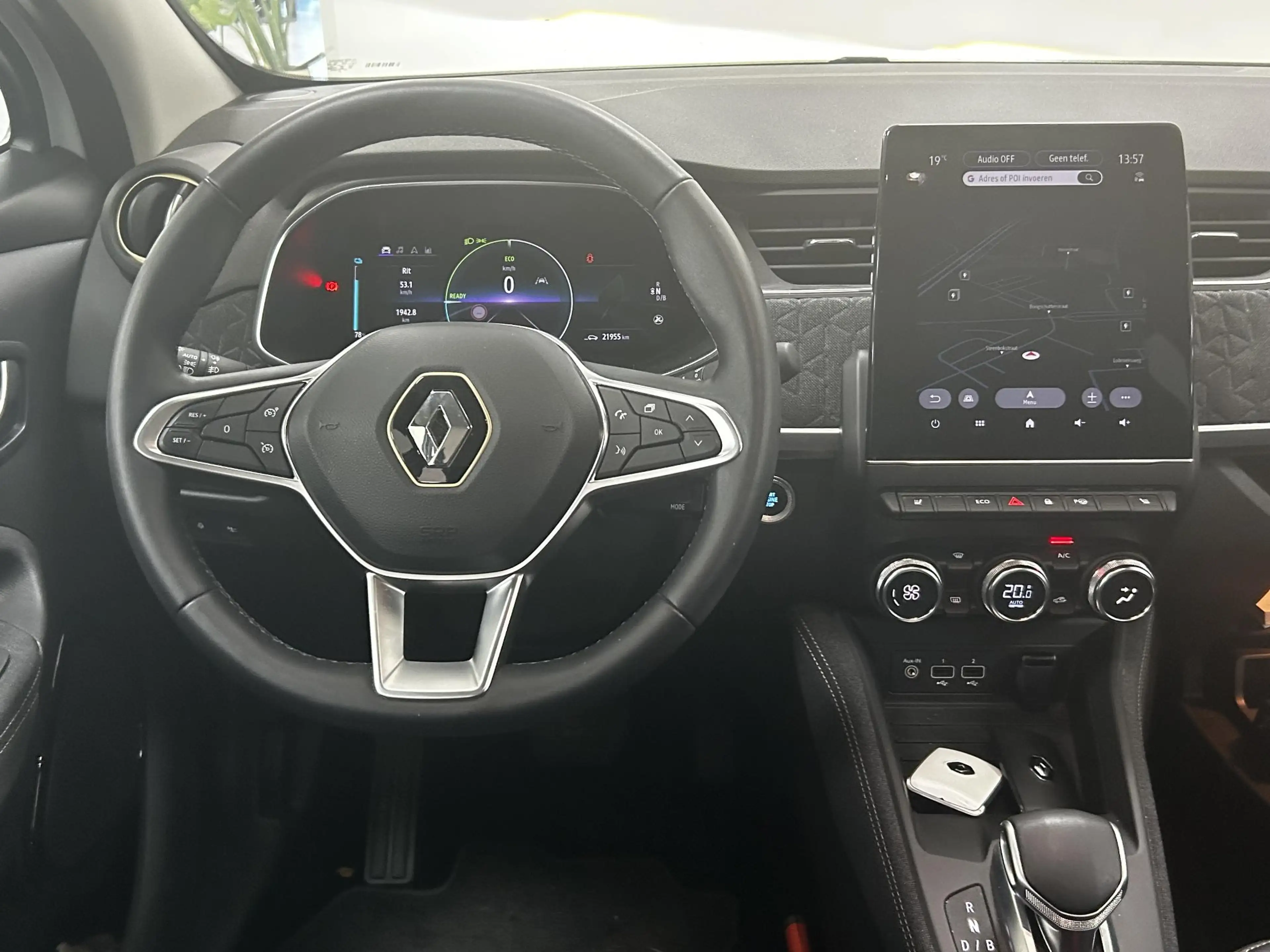 Renault ZOE R135 Iconic 52 kWh NAVIGATIE | ACHTERUITRIJCAMERA — photo 3