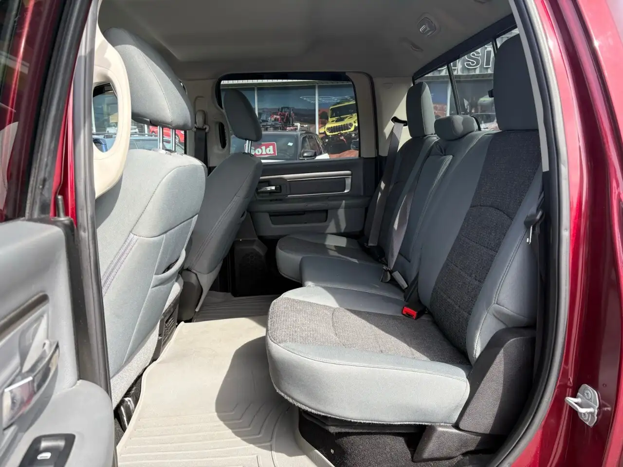 RAM 1500 снимка RAM 1500