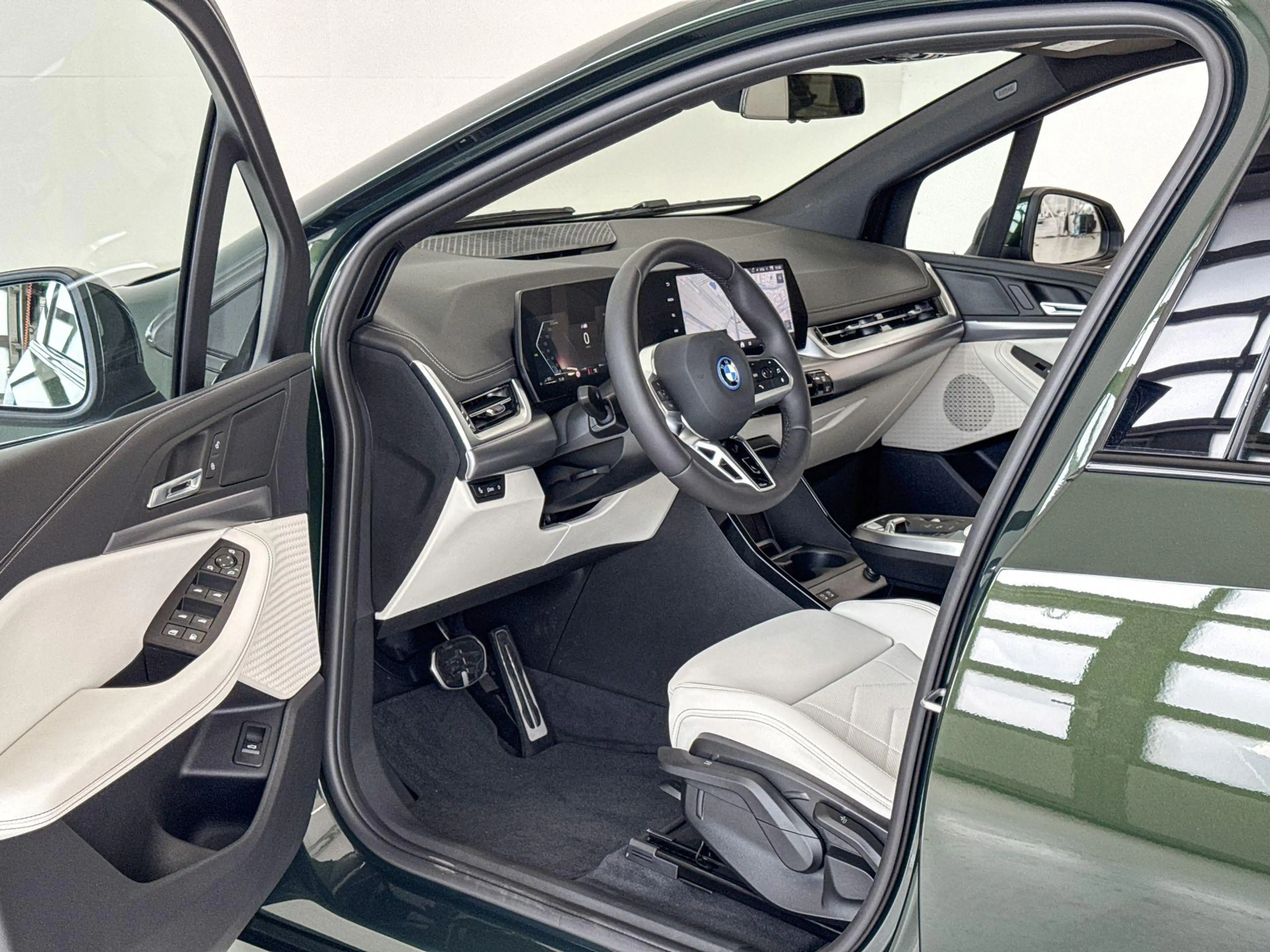 BMW 225 2 Serie Active Tourer 225e xDrive Premium Pack M S — photo 11
