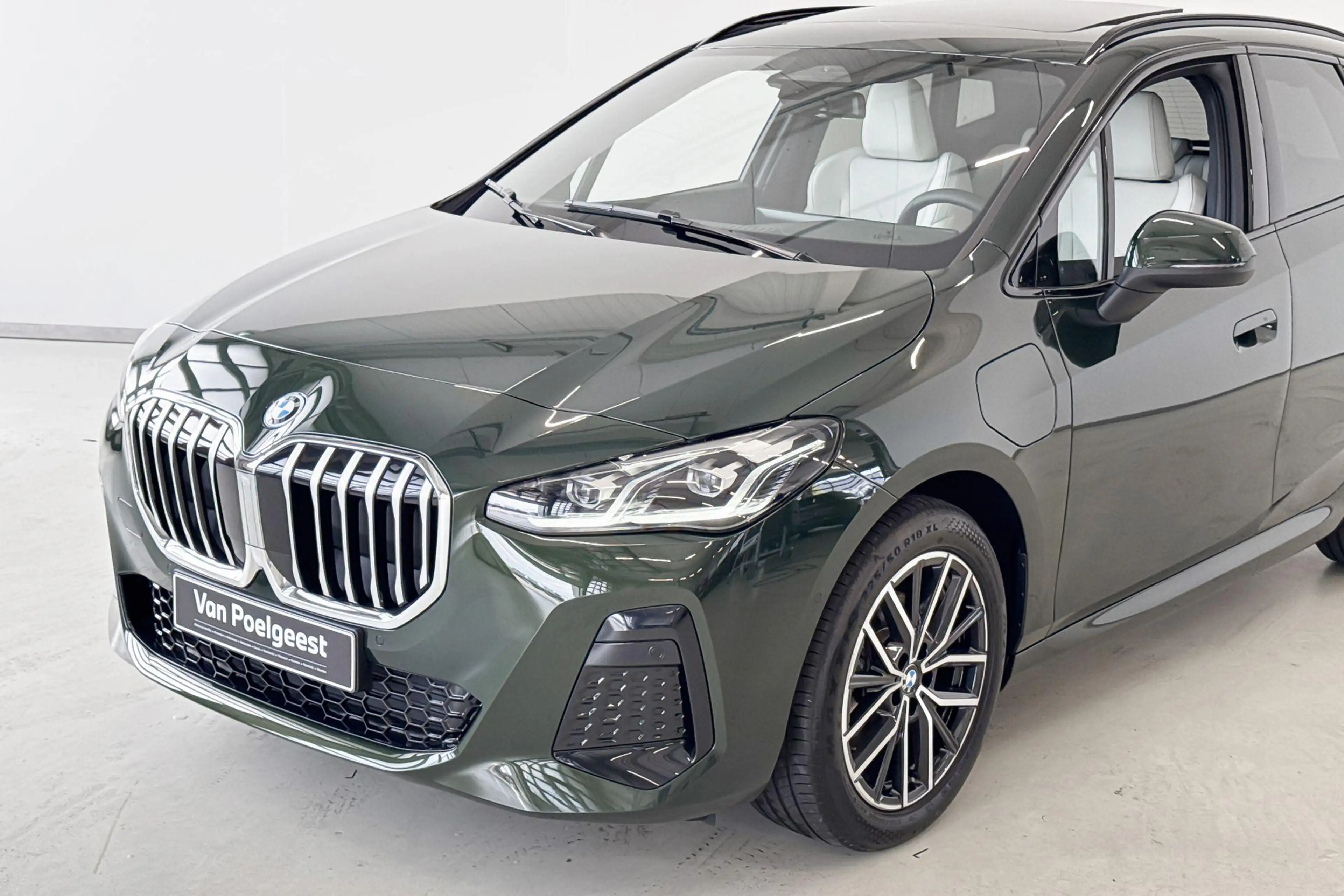 BMW 225 2 Serie Active Tourer 225e xDrive Premium Pack M S — photo 2