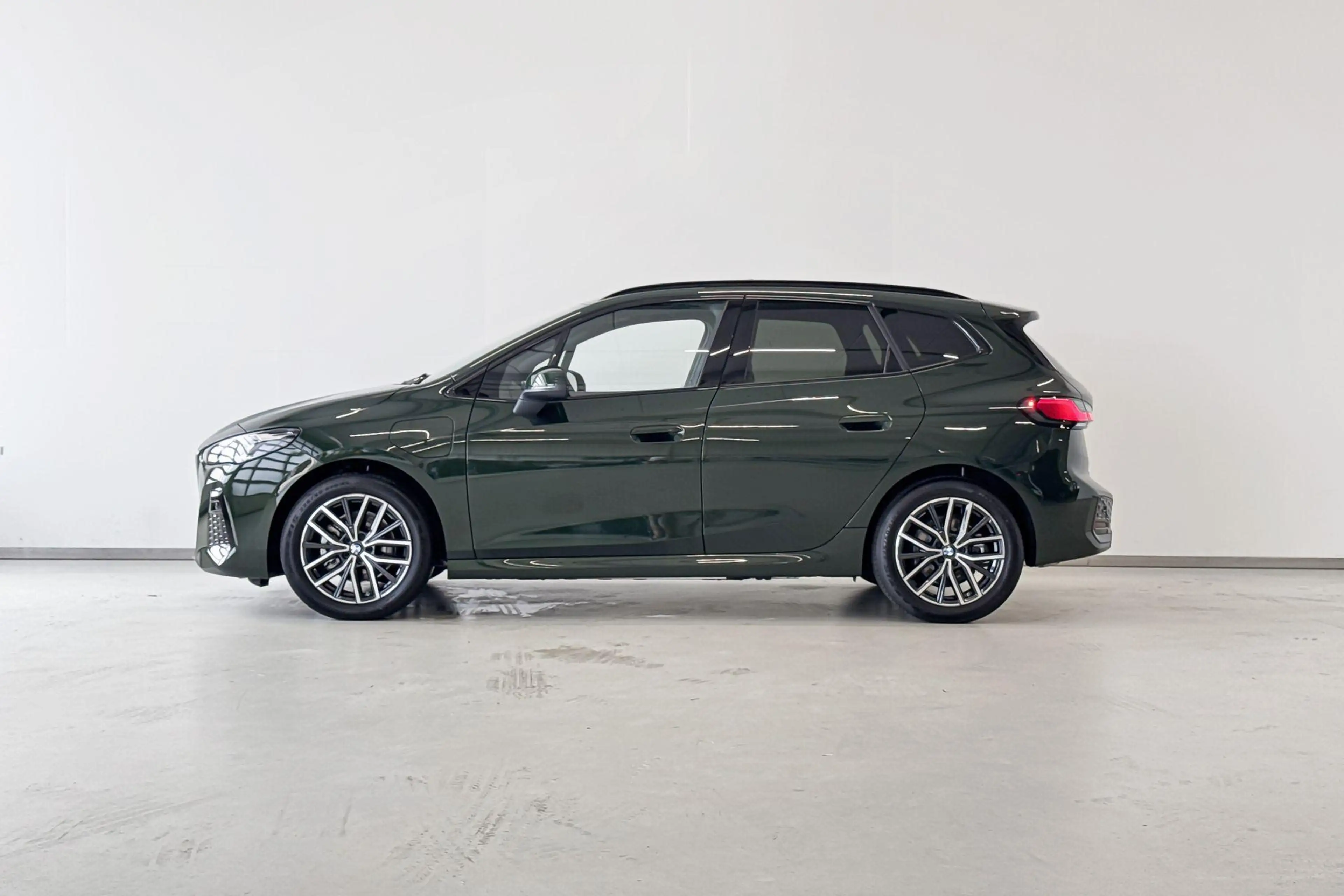 BMW 225 2 Serie Active Tourer 225e xDrive Premium Pack M S — photo 3