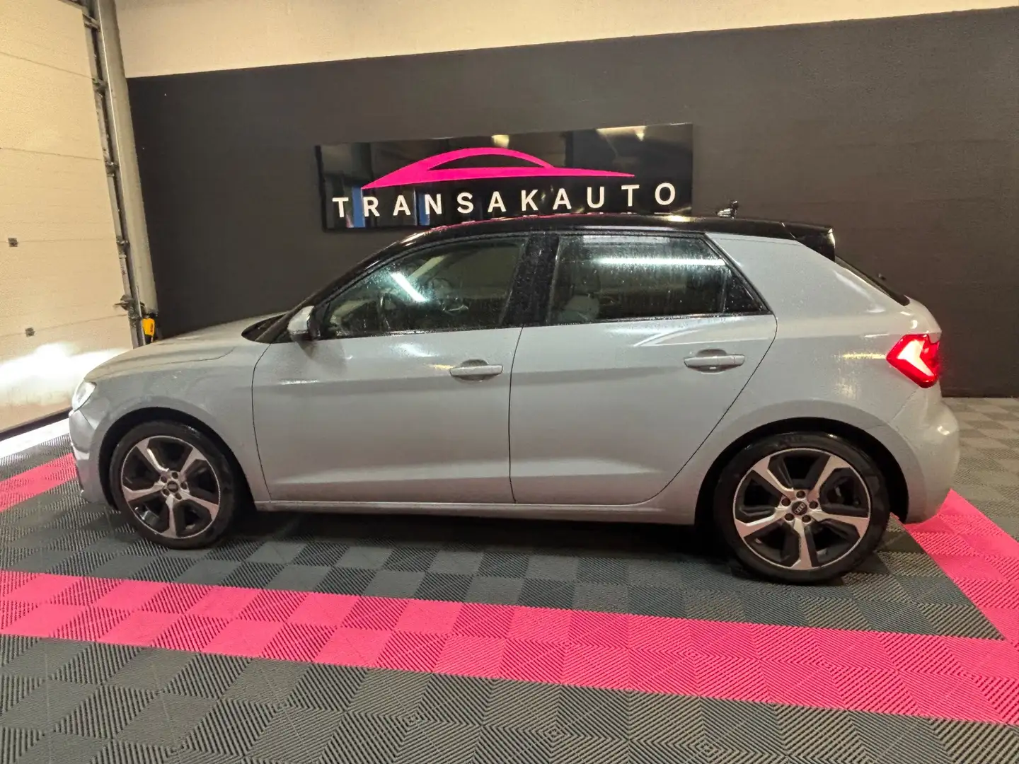 Audi A1 A1 Sportback 30 TFSI 116 ch S tronic 7 Advanced Gris - 2