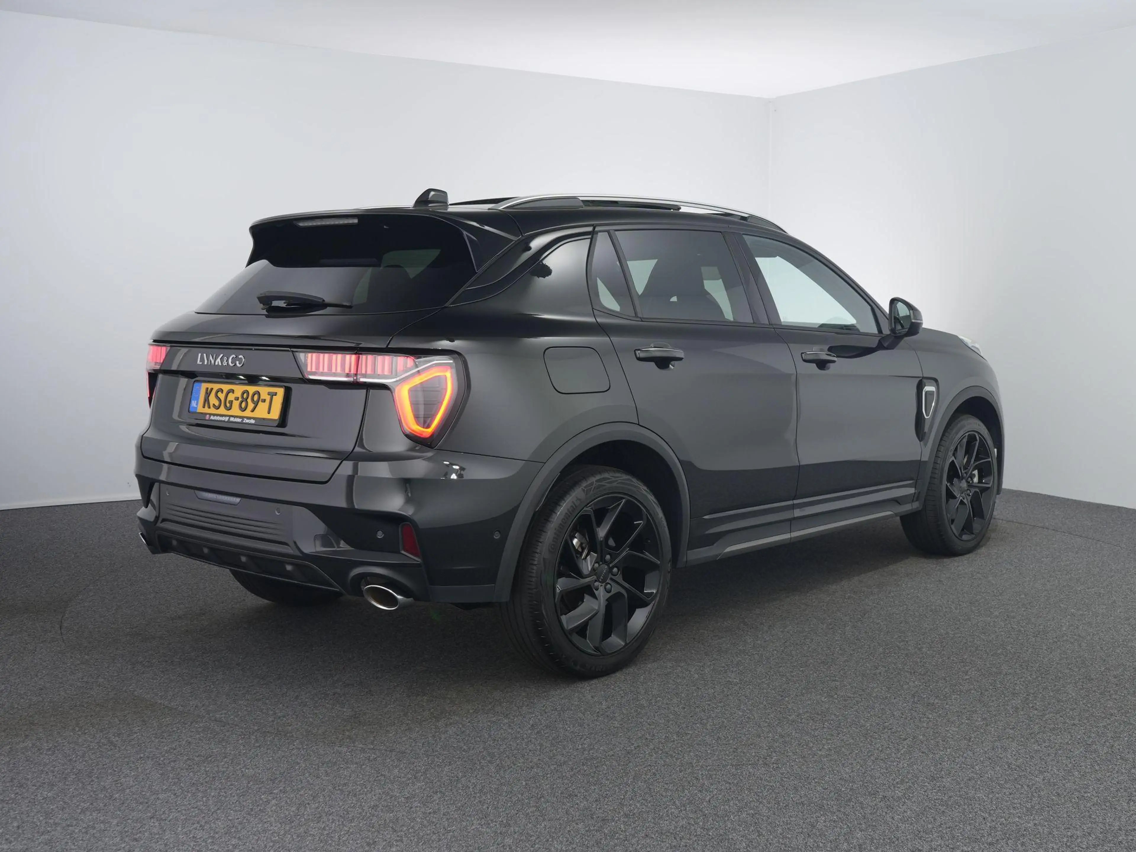 Lynk & Co 01 1.5 | Zwarte hemel | Black Edition | Pano | ACC | — photo 2