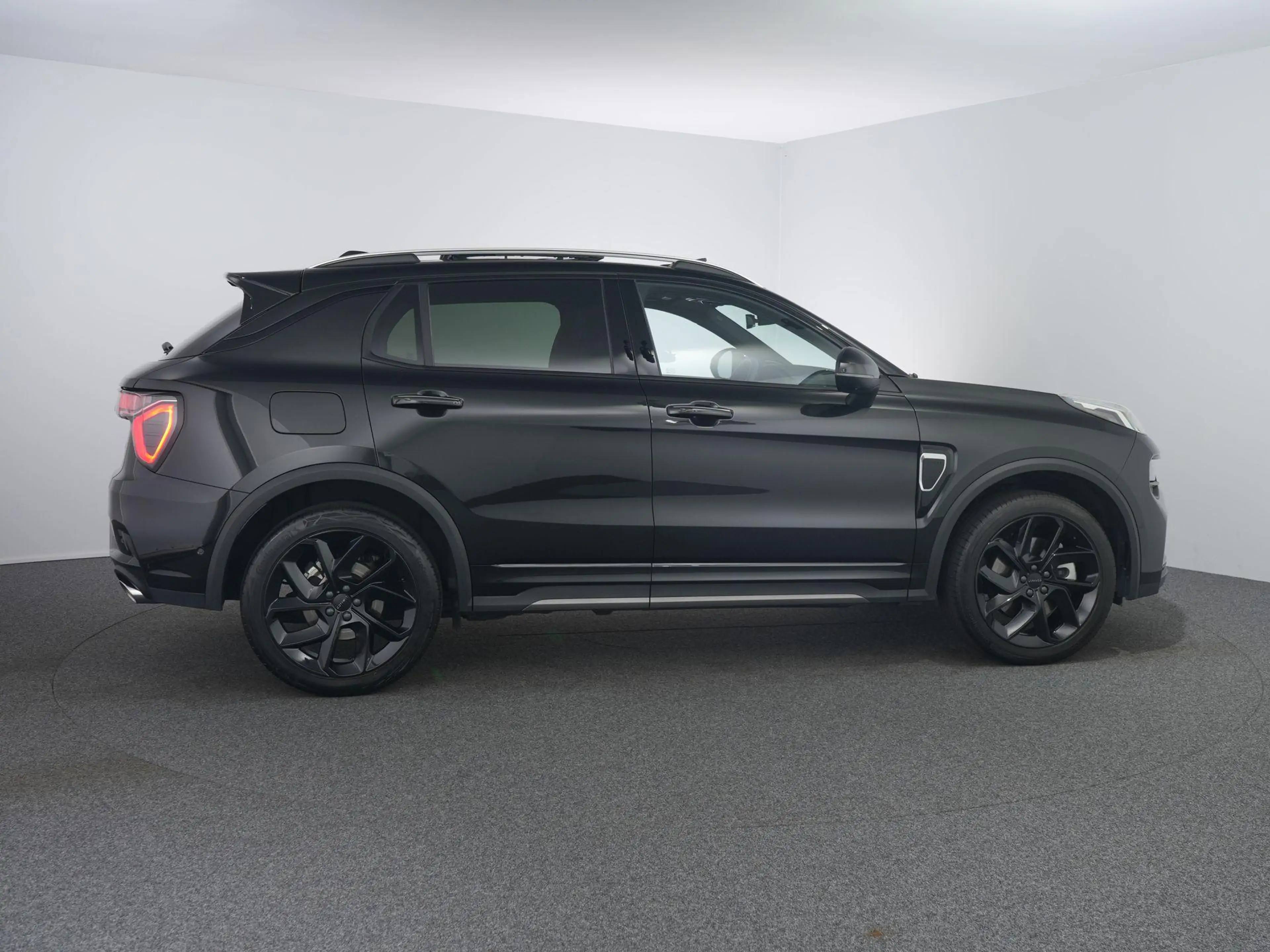 Lynk & Co 01 1.5 | Zwarte hemel | Black Edition | Pano | ACC | — photo 14