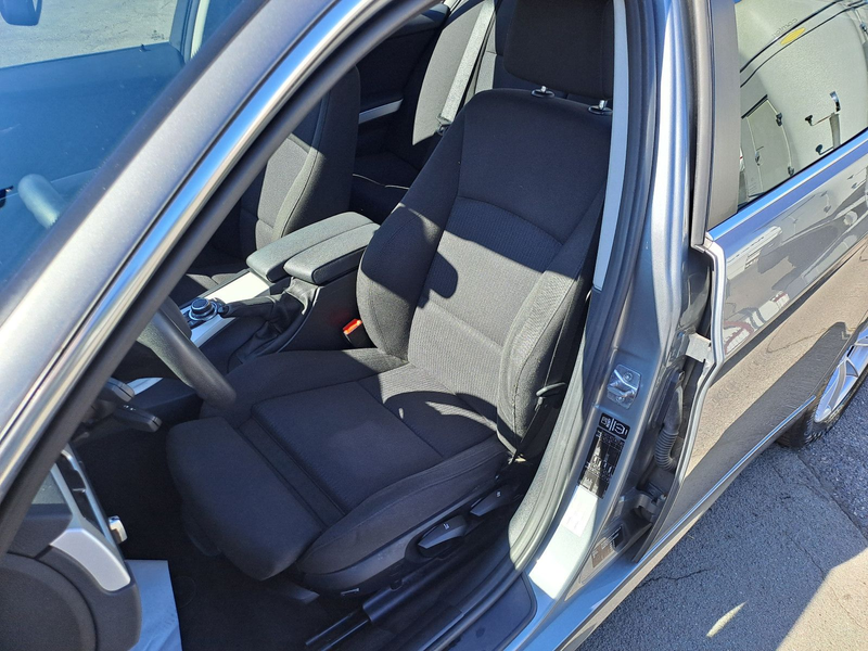 BMW 325 Limousine 325 i xDrive *1. Hd*Aut.*PDCs*SHZ* — photo 7