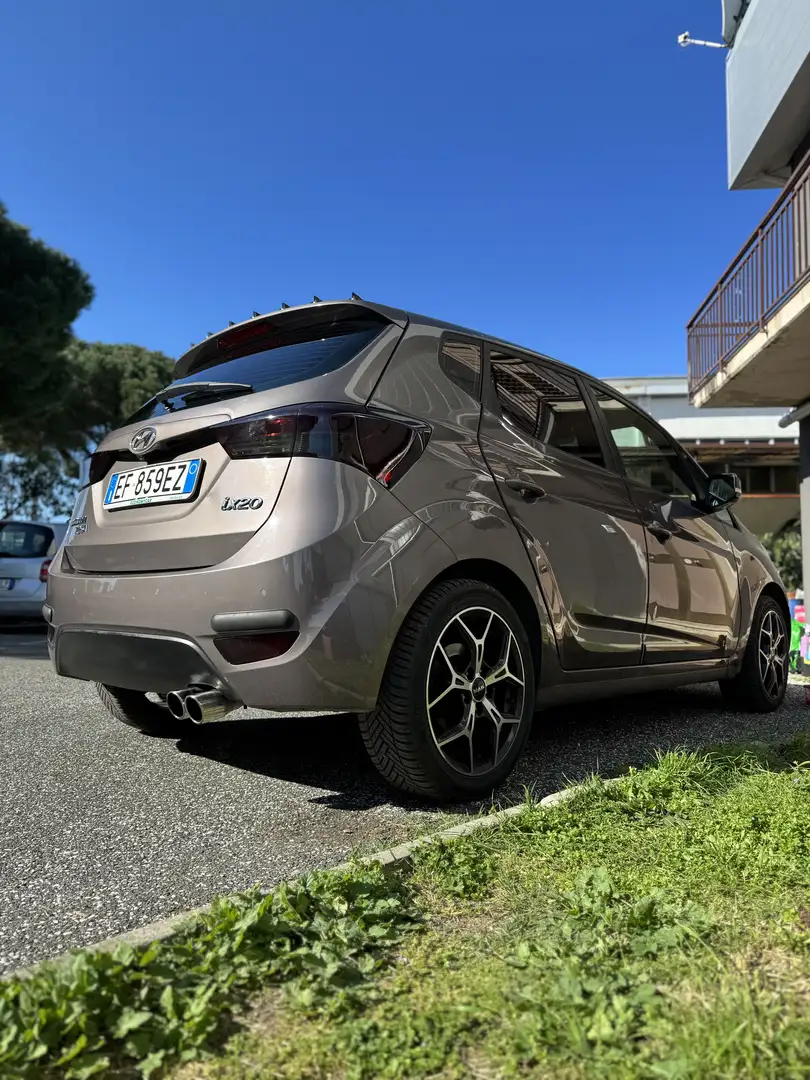 Hyundai iX20 1.4 Comfort - 2