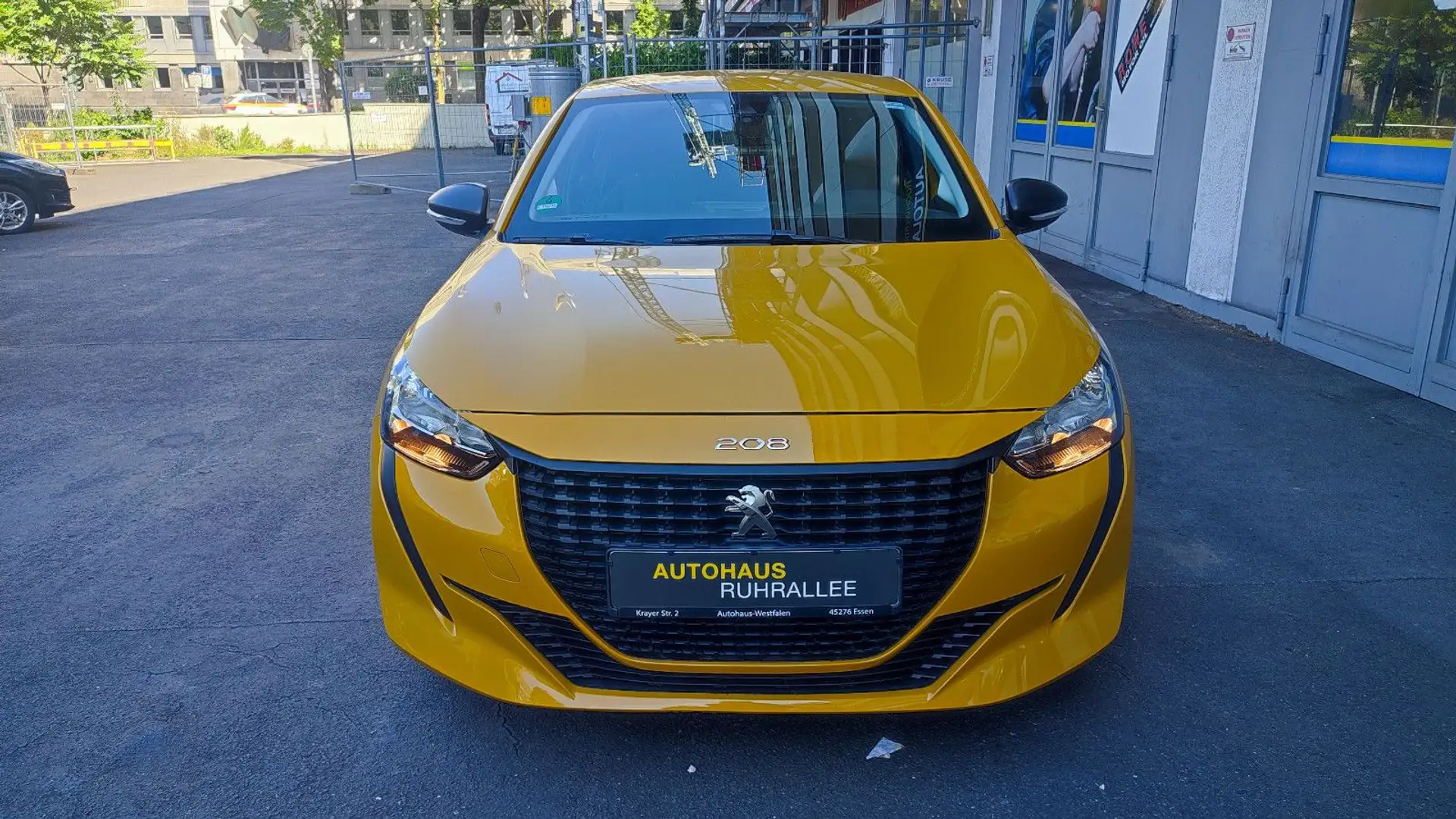 Peugeot 208 Like, Klimaanlage, unfallfrei Giallo - 2
