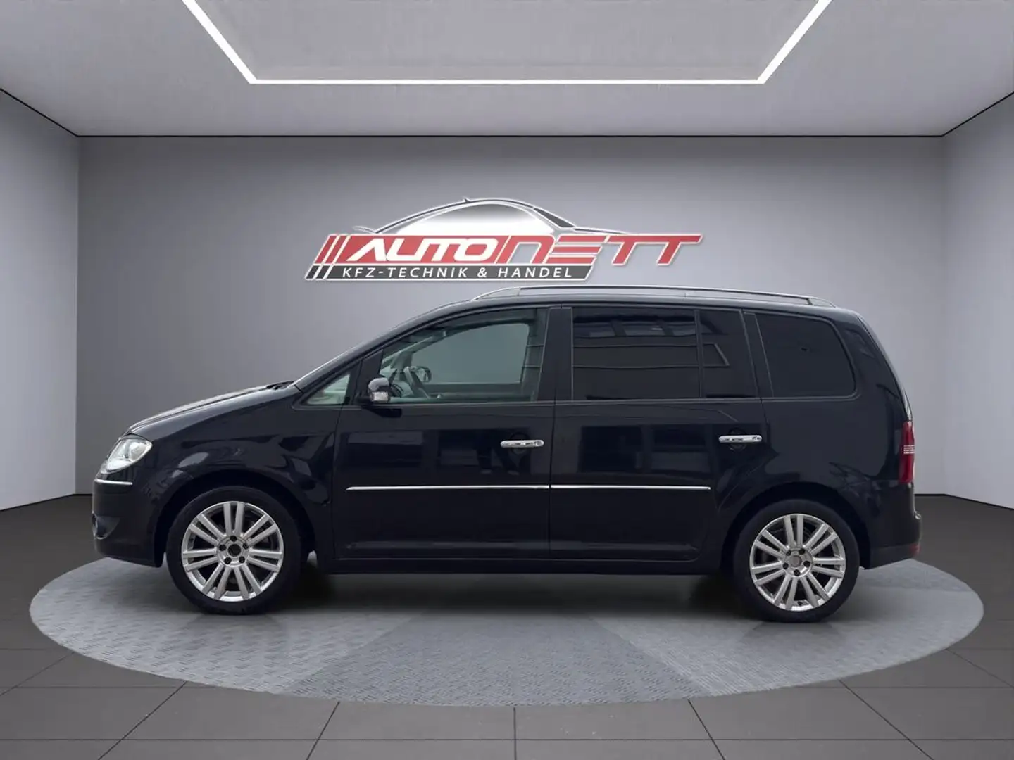 Volkswagen Touran Highline Schwarz - 2