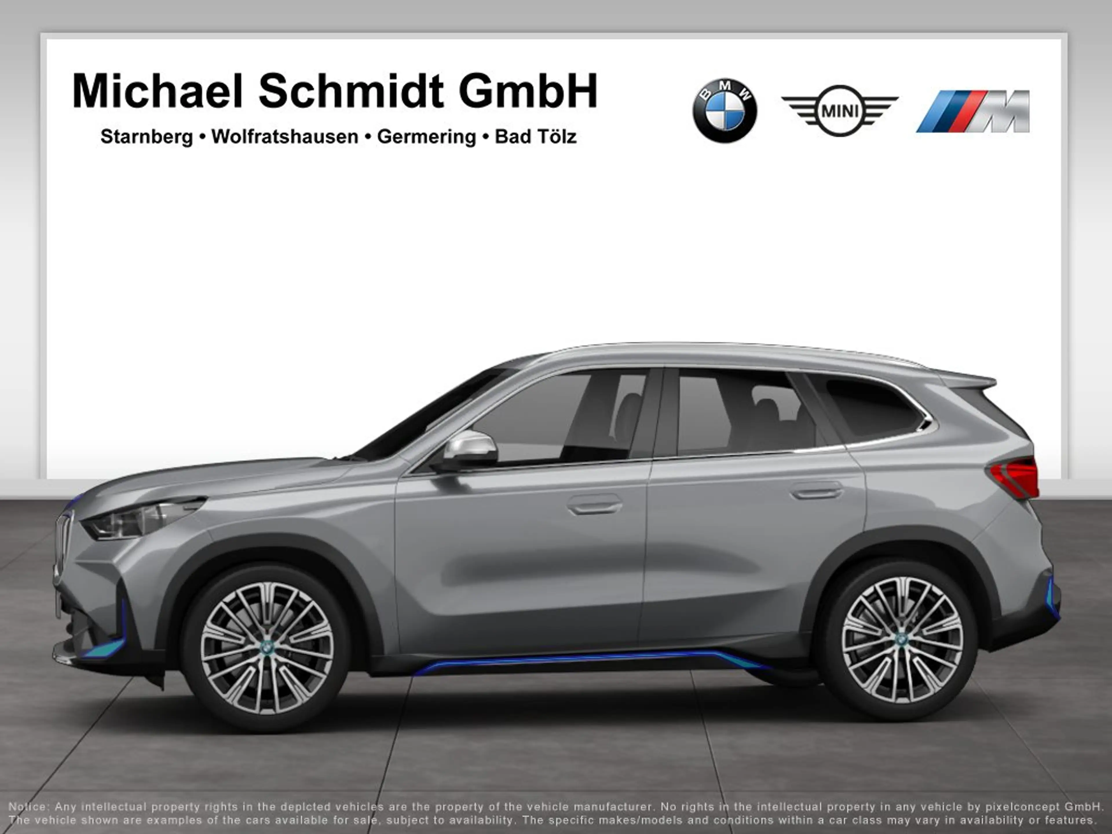 BMW iX1 xDrive30 — photo 3
