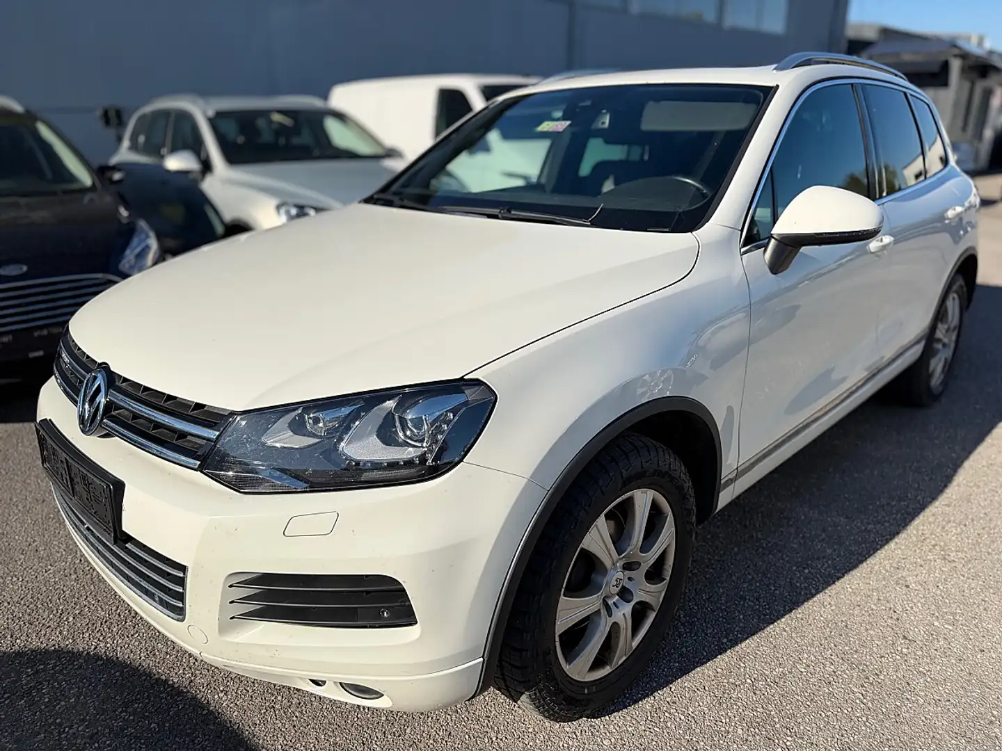 Volkswagen Touareg V6 TDI R-LINE 4Motion Aut.*Pickerl 8/2026+4* Weiß - 1