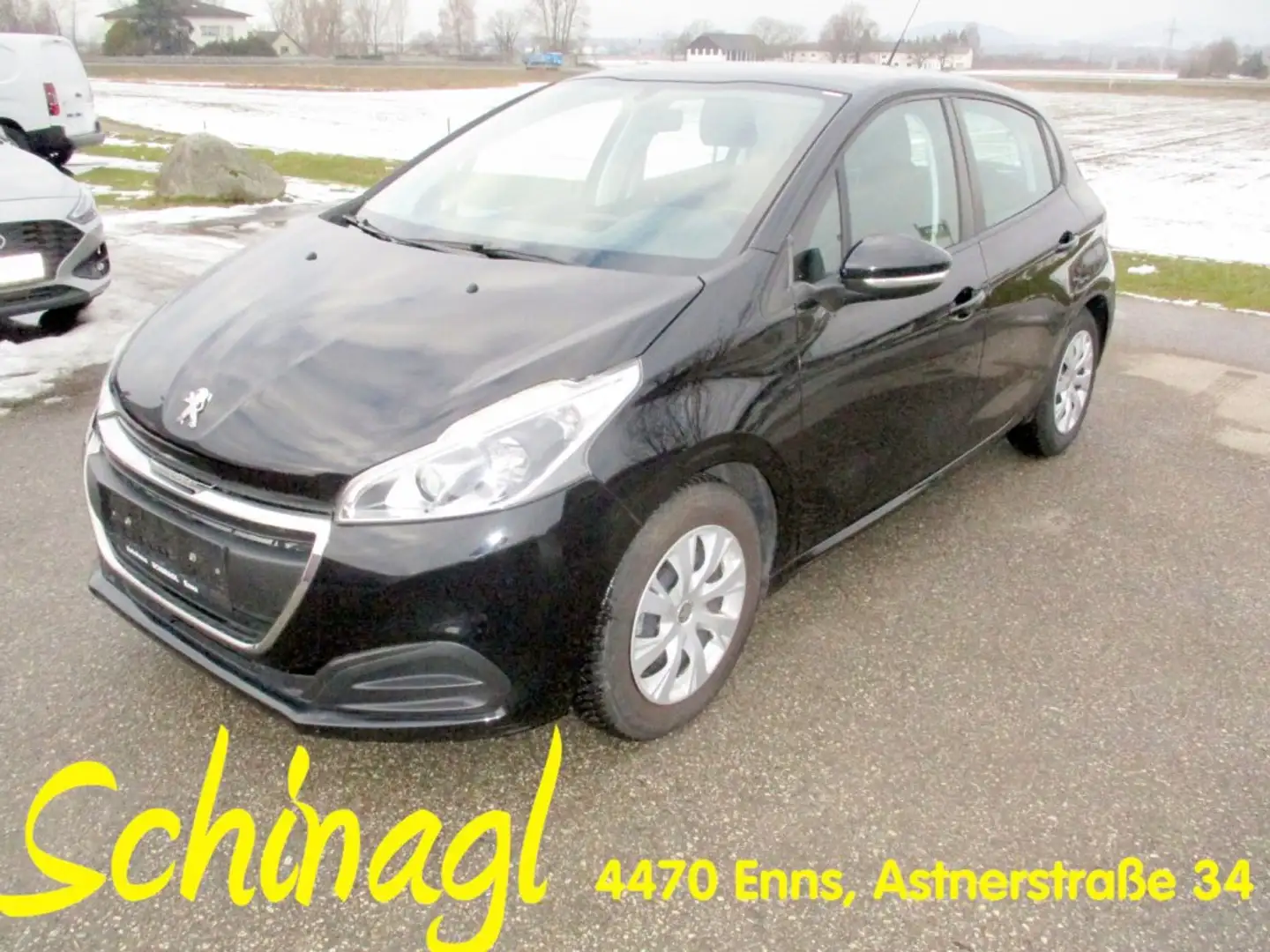 Peugeot 208 Like 1,2 Pure Tech Schwarz - 1