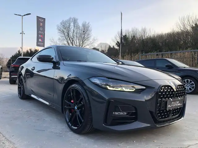 BMW 4 Series view 4