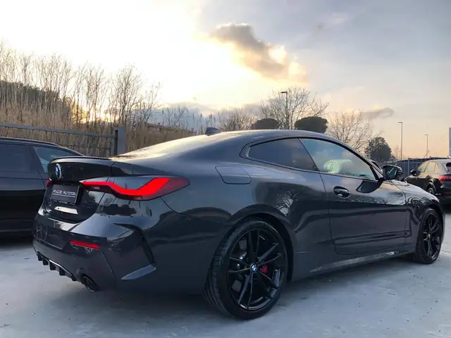 BMW 4 Series view 14