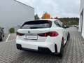 BMW 120 i M-Sport PRO Sommer19'' PANO H/K DA+ ParkAss Weiß - thumbnail 4