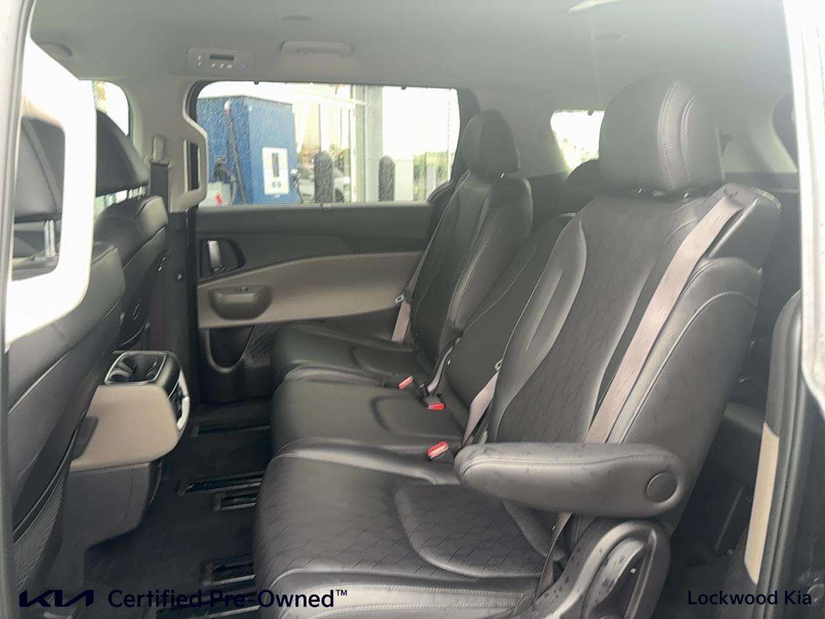 used 2025 Kia Carnival car, priced at $45,999