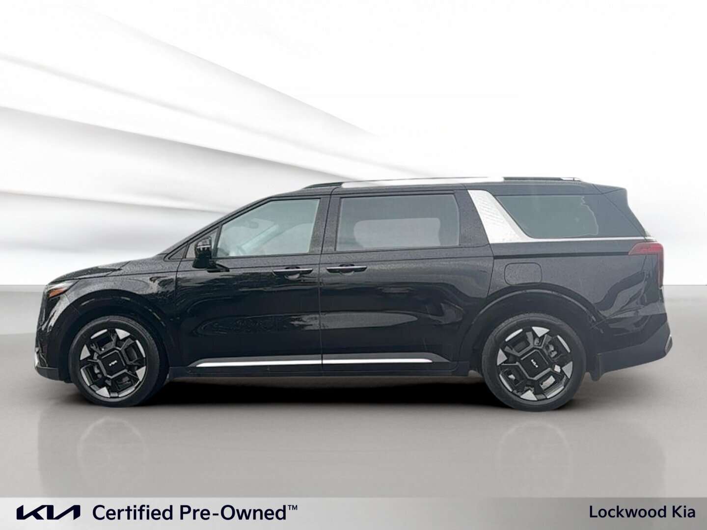 used 2025 Kia Carnival car, priced at $45,999