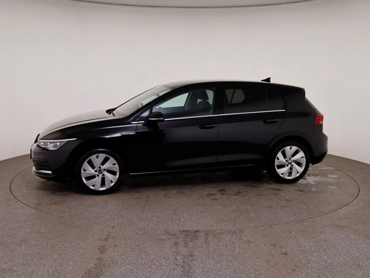 Volkswagen Golf Life 1,5 TSI ACT Schwarz - 2