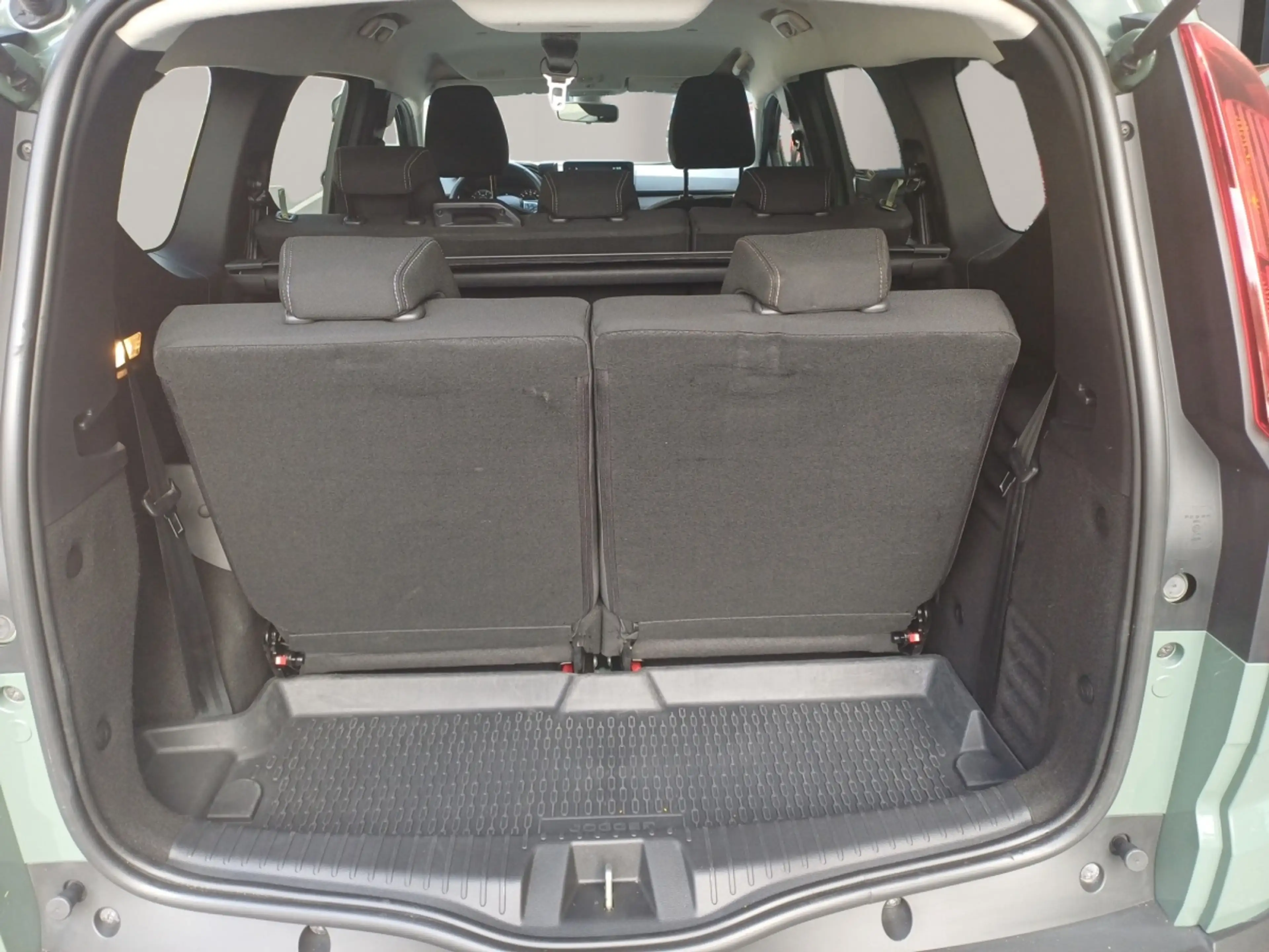 Dacia Jogger Dacia Jogger Extreme TCe 110 7 Sitze — photo 11