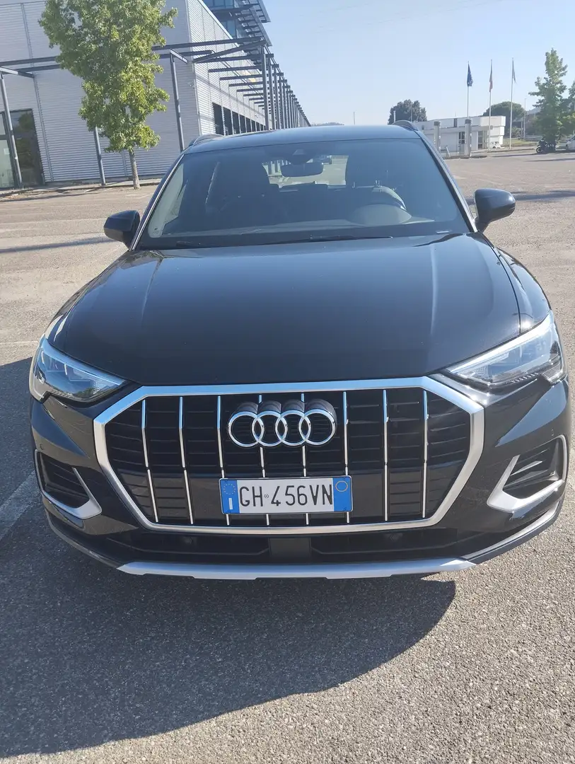 Audi Q3 Negro - 1