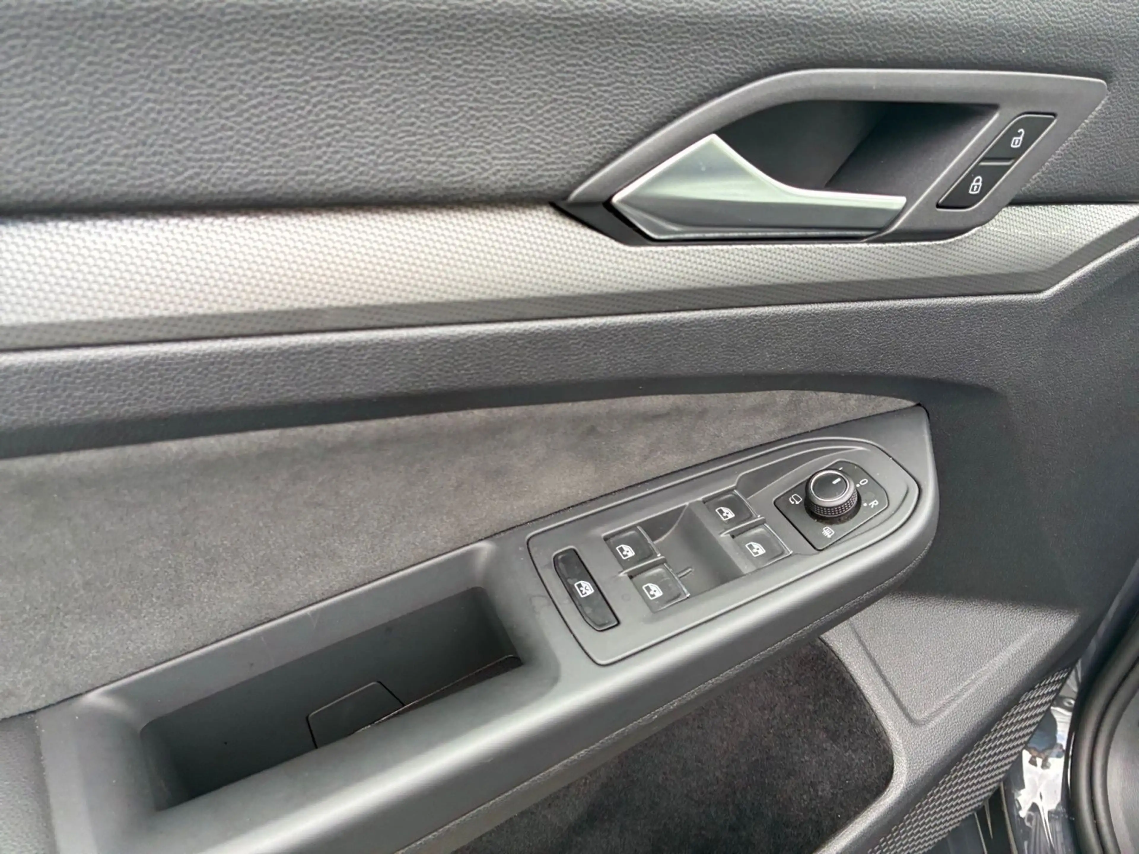 Volkswagen Golf 1.5 TSI STYLE LED+RFK+ACC+DAB+ — photo 15