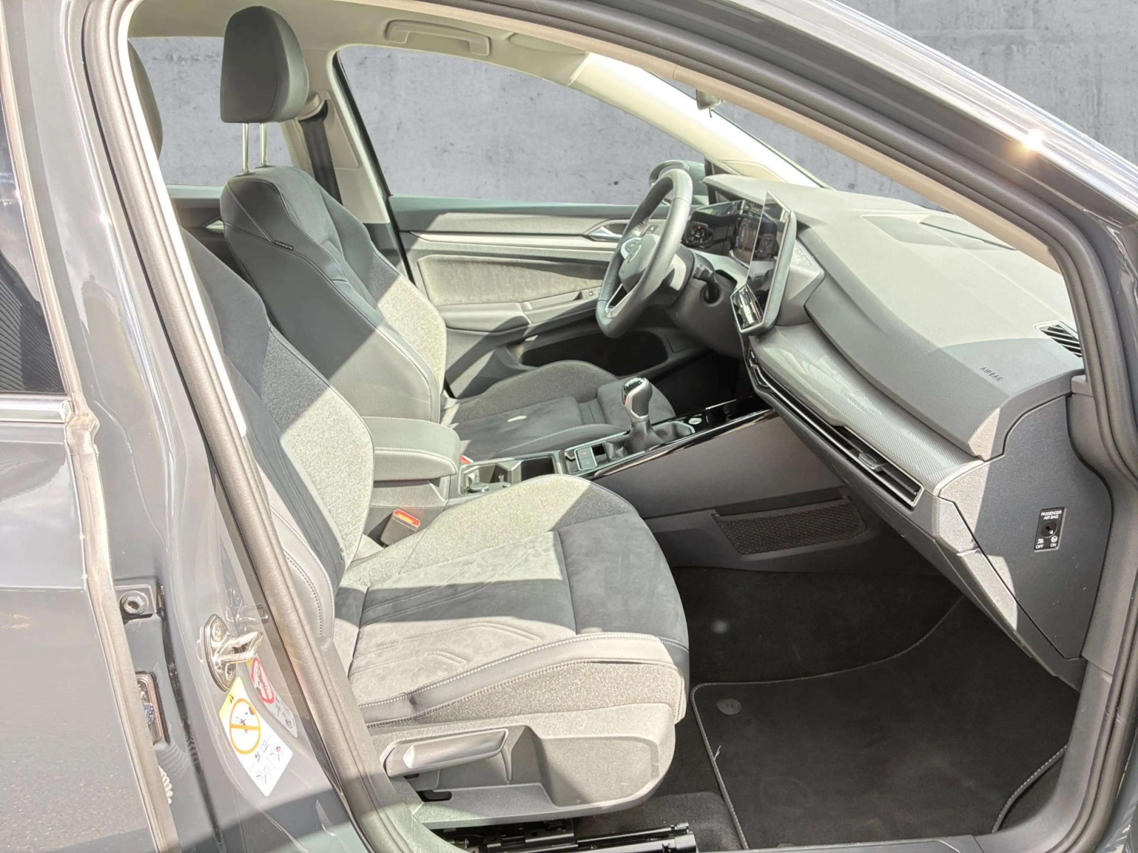 Volkswagen Golf 1.5 TSI STYLE LED+RFK+ACC+DAB+ — photo 13
