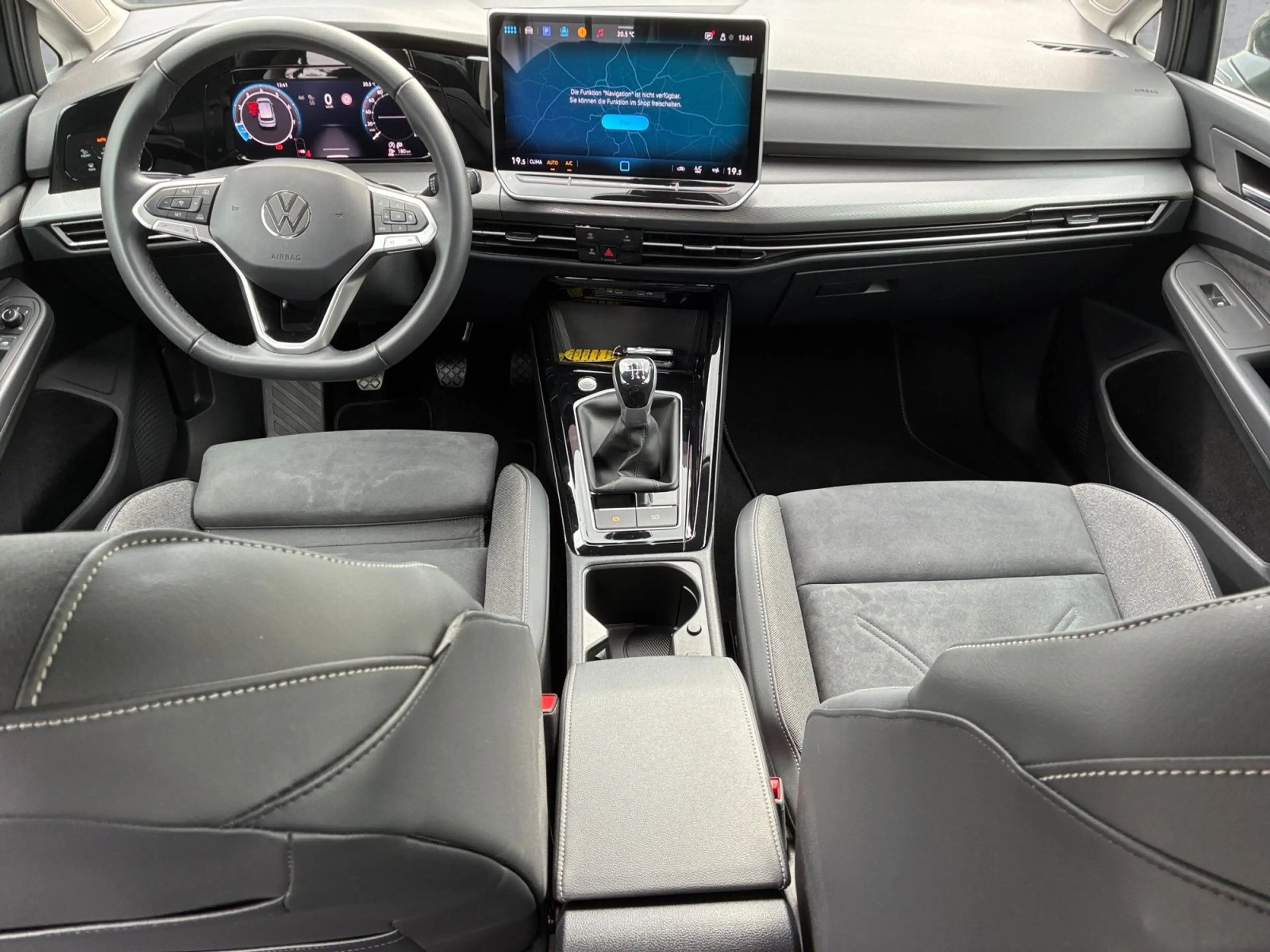 Volkswagen Golf 1.5 TSI STYLE LED+RFK+ACC+DAB+ — photo 9