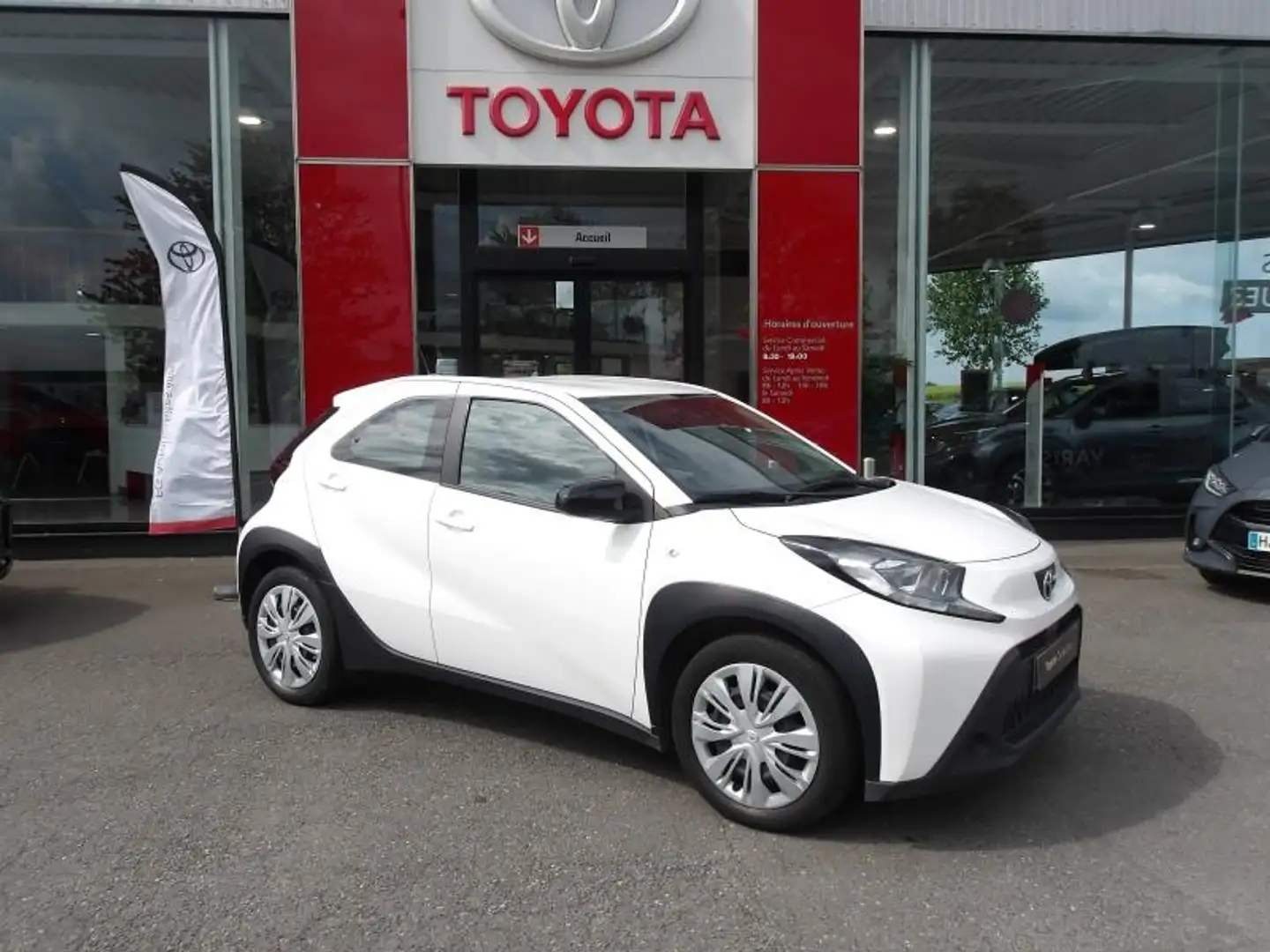 toyota aygo x