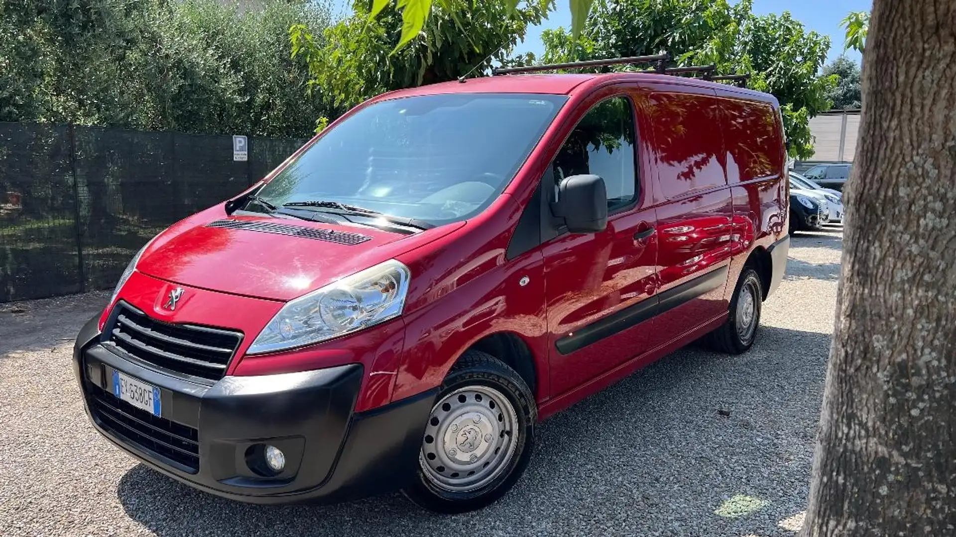 Peugeot Expert 2.0 hdi 125(130)cv L2H1 12q E5 Rood - 1