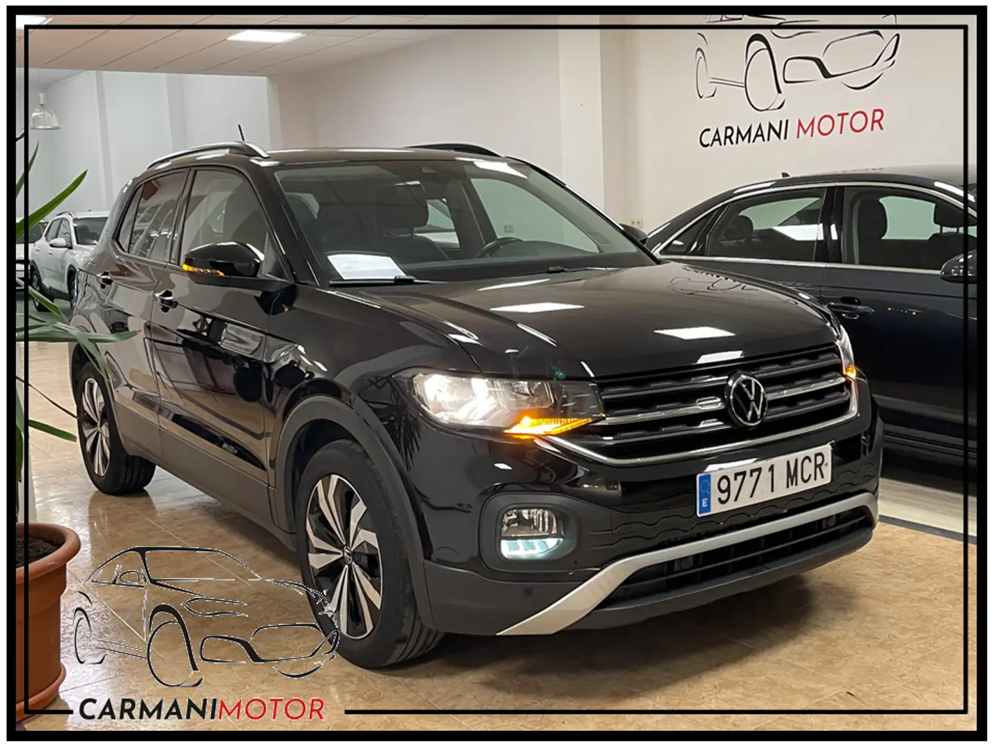 Volkswagen T-Cross 1.0 TSI Advance DSG7 81kW Negro - 1