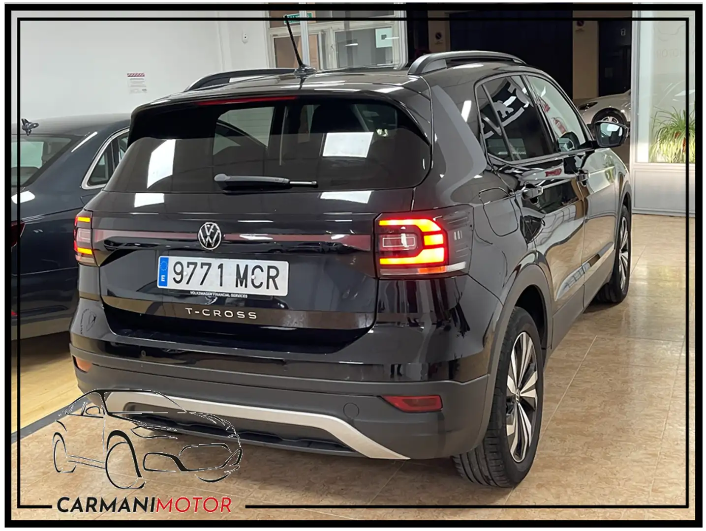 Volkswagen T-Cross 1.0 TSI Advance DSG7 81kW Negro - 2