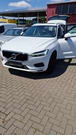 Momentum AWD