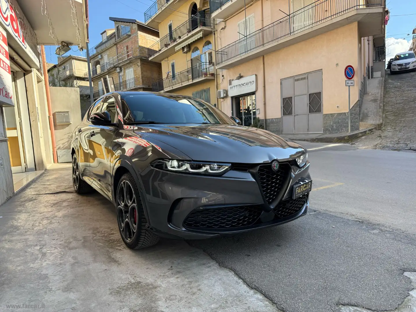 Alfa Romeo Tonale 1.5 160CV MHEV TCT7 Ed. Speciale EDIZIONE SPECIALE Grigio - 2