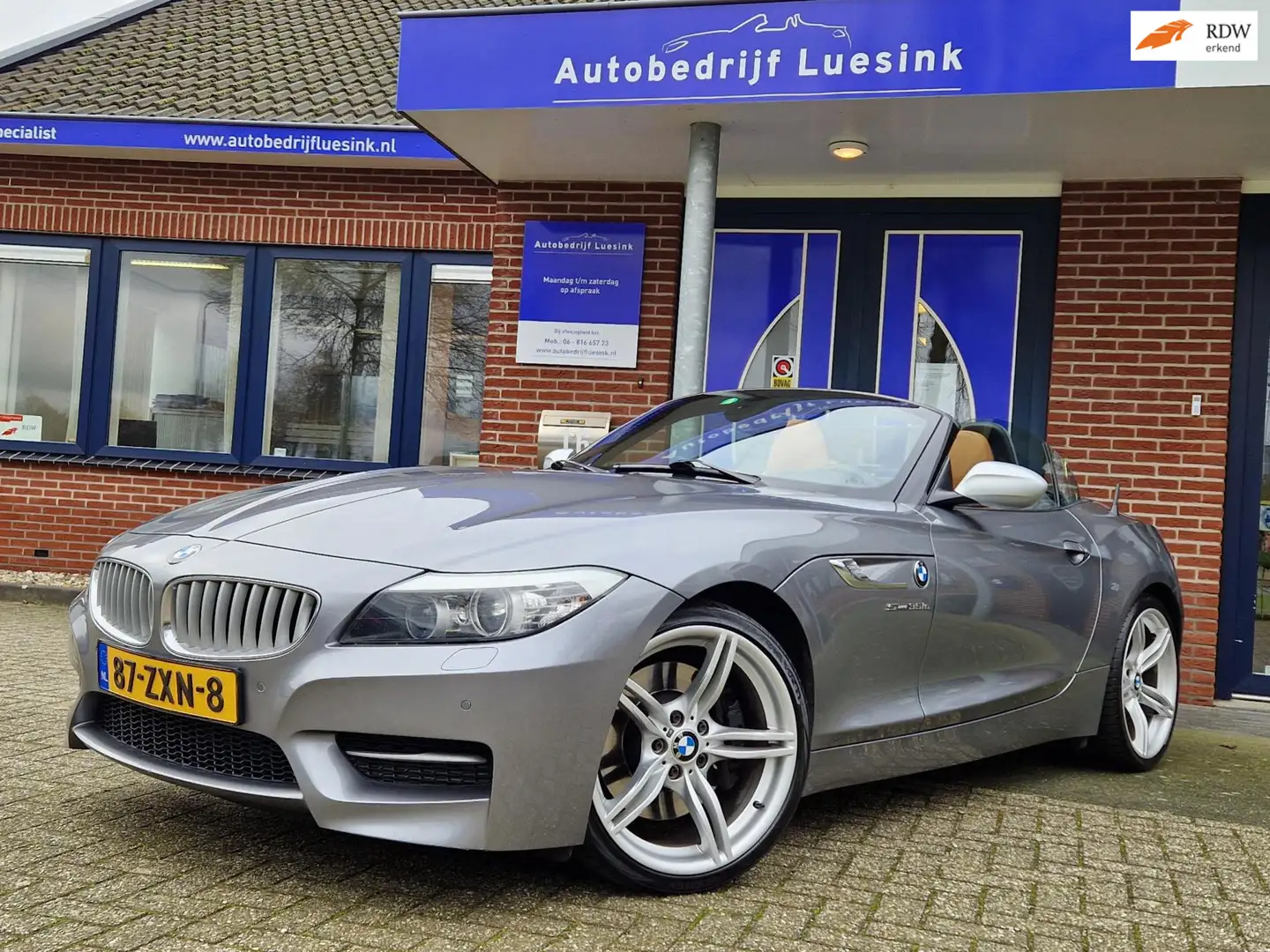 BMW Z4 Roadster SDrive35is High Executive 383pk Sportuitl Grijs - 1