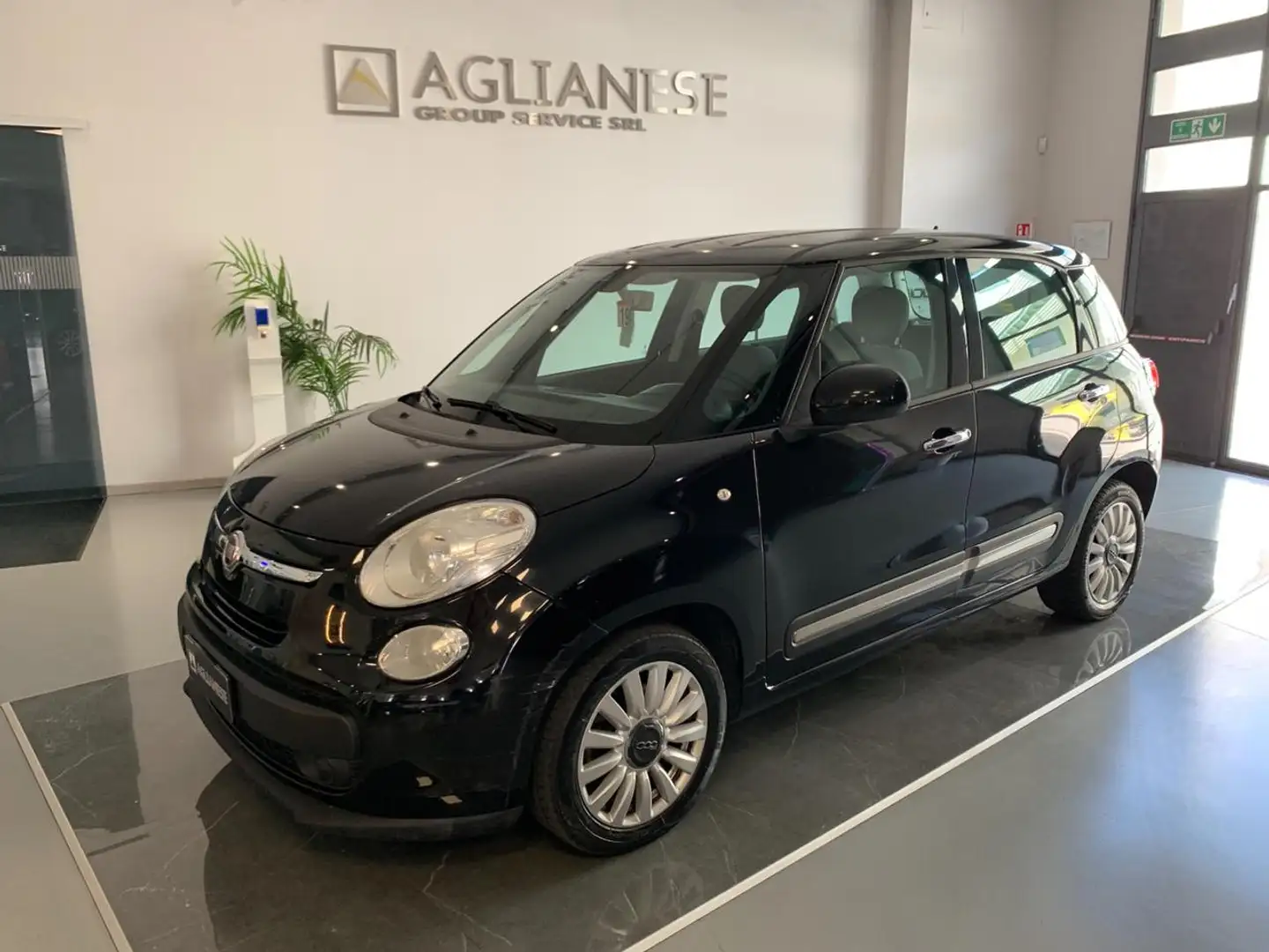 Fiat 500L 1.3 Multijet 85 CV Lounge Schwarz - 1