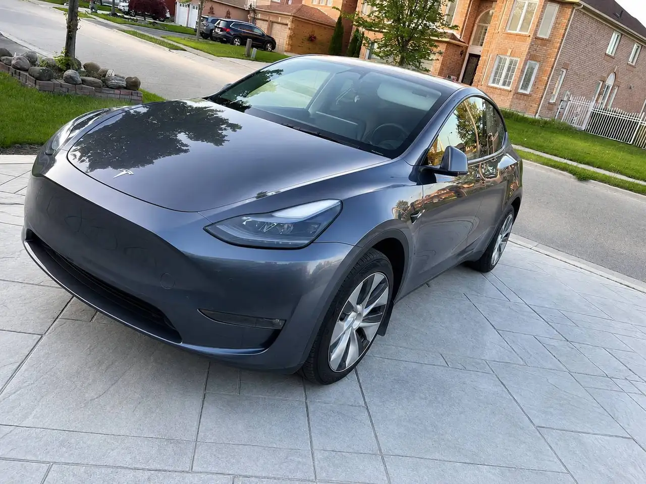 Tesla Model Y fotografie Tesla Model Y