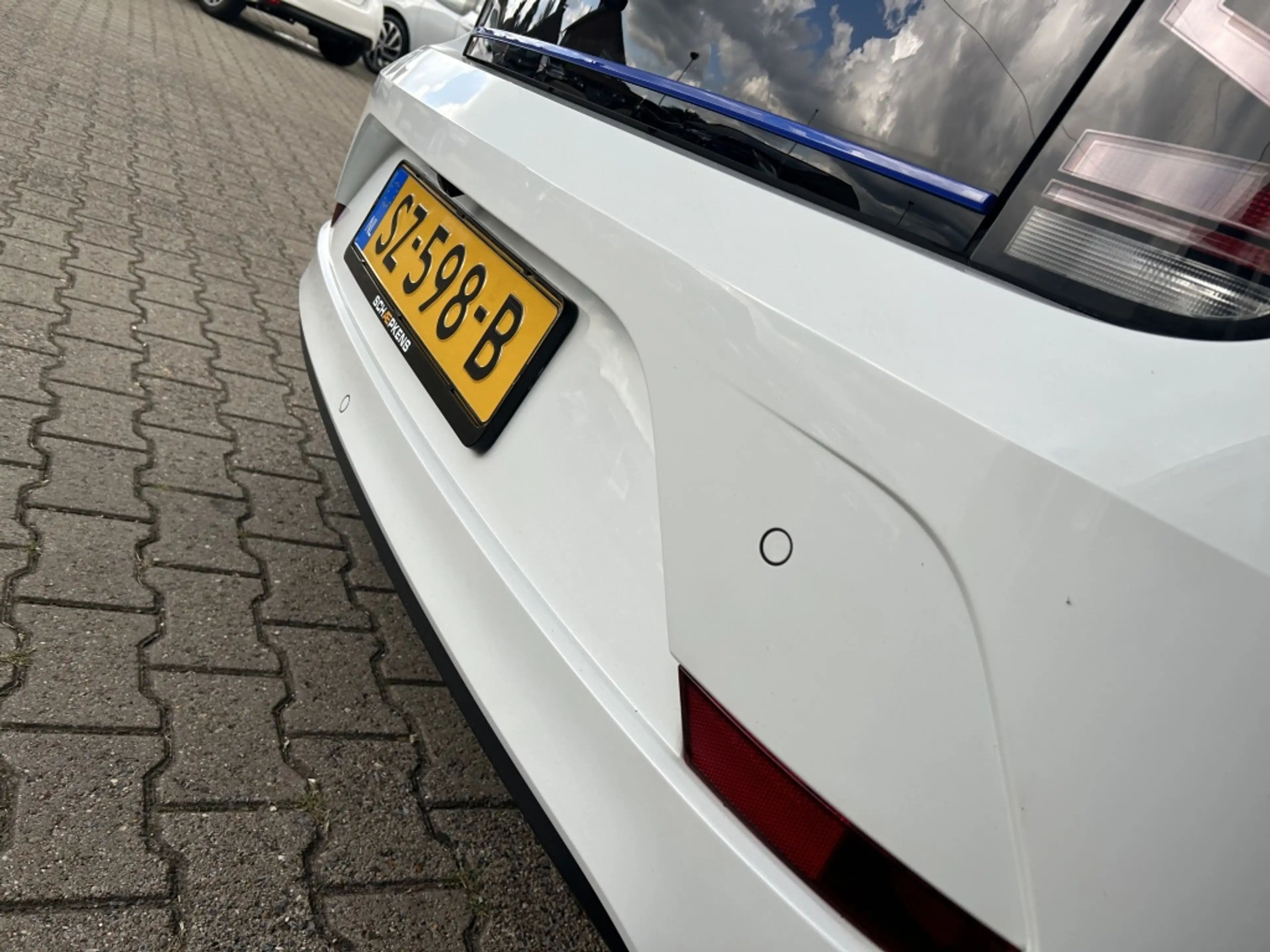 Volkswagen e-up! Elektromotor 82pk 5-drs E-up! / SOH — photo 14