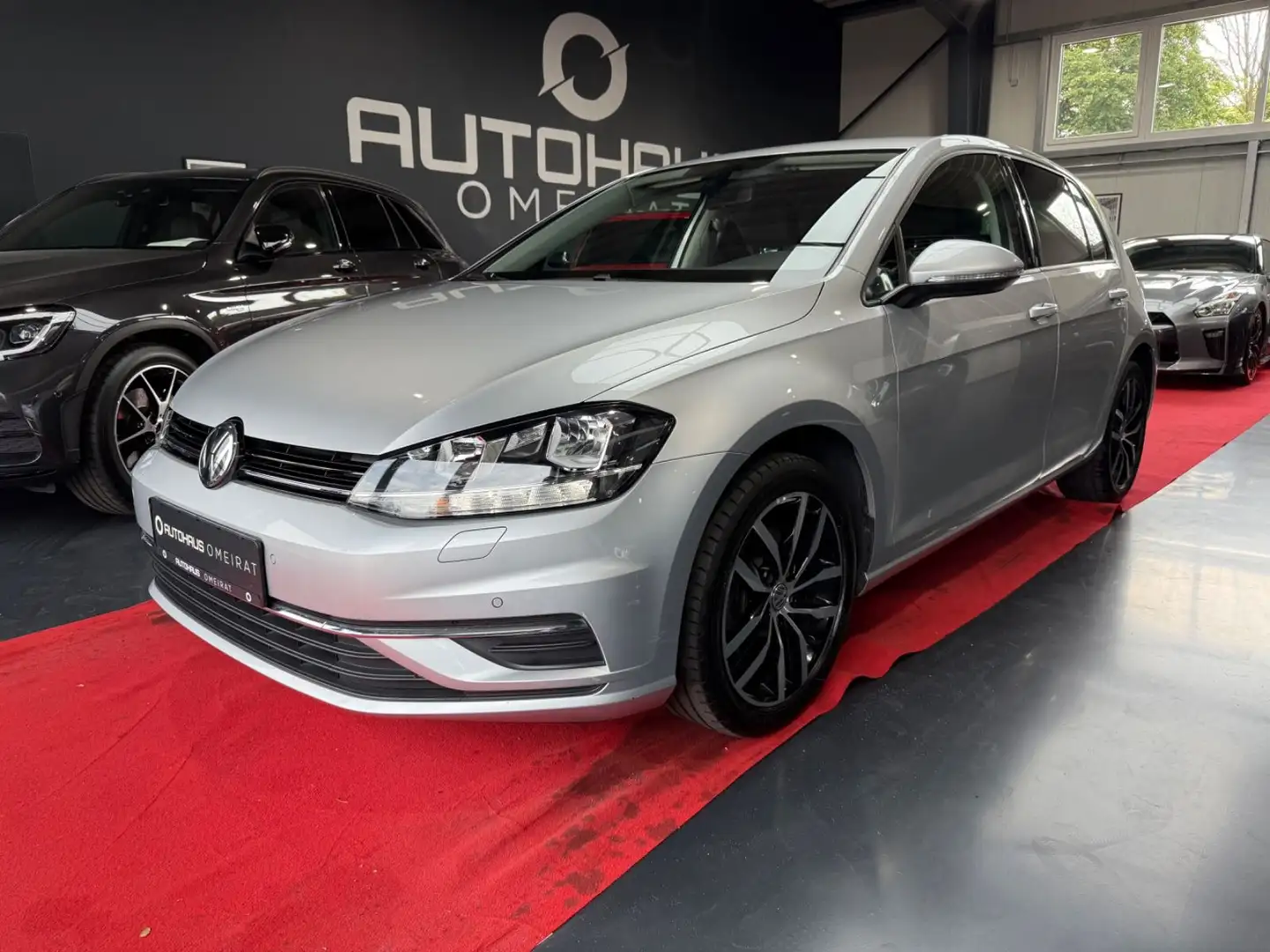 Volkswagen Golf VII Lim. Comfort. 1-HD/ACC/DSG/Navi/PDC Plateado - 1