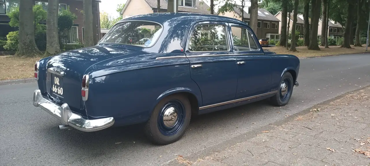Peugeot 403, foto 2