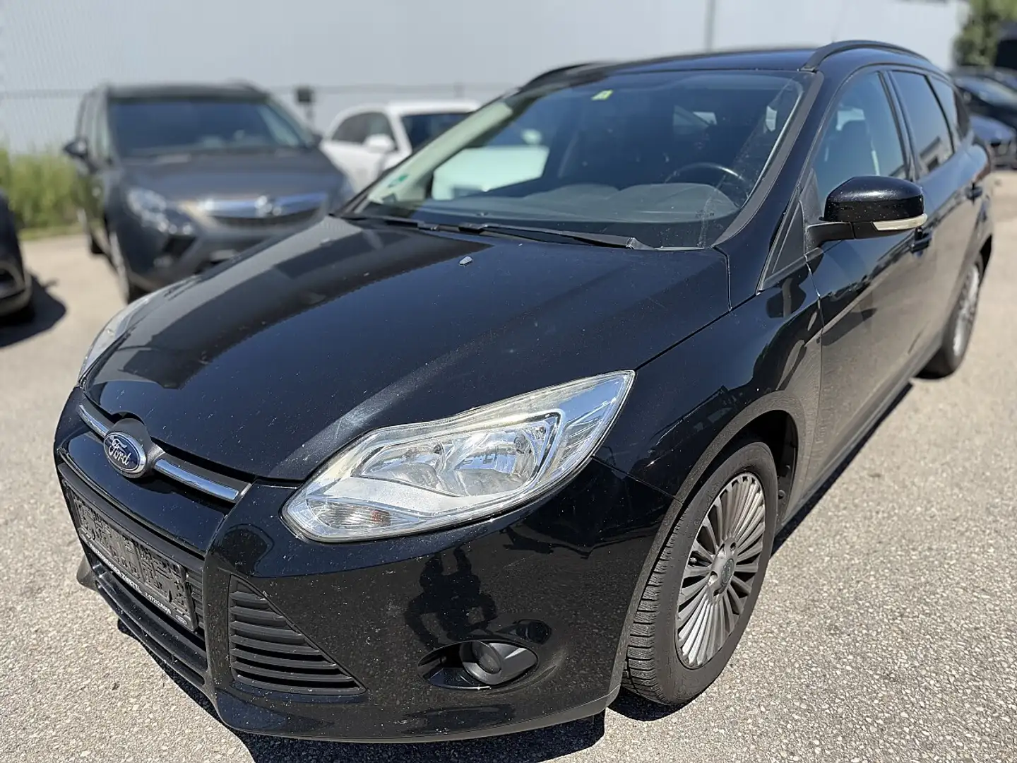 Ford Focus 1,6 TDCi DPF *Pickerl 2/2027+4* Schwarz - 2