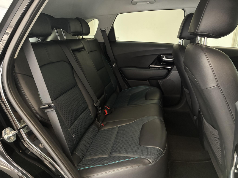 Kia e-Niro ExecutiveLine 64 kWh | 100% SOH | TREKHAAK | LEDER — photo 27