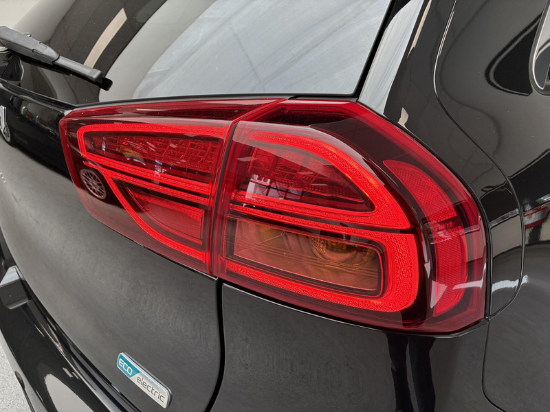 Kia e-Niro ExecutiveLine 64 kWh | 100% SOH | TREKHAAK | LEDER — photo 24