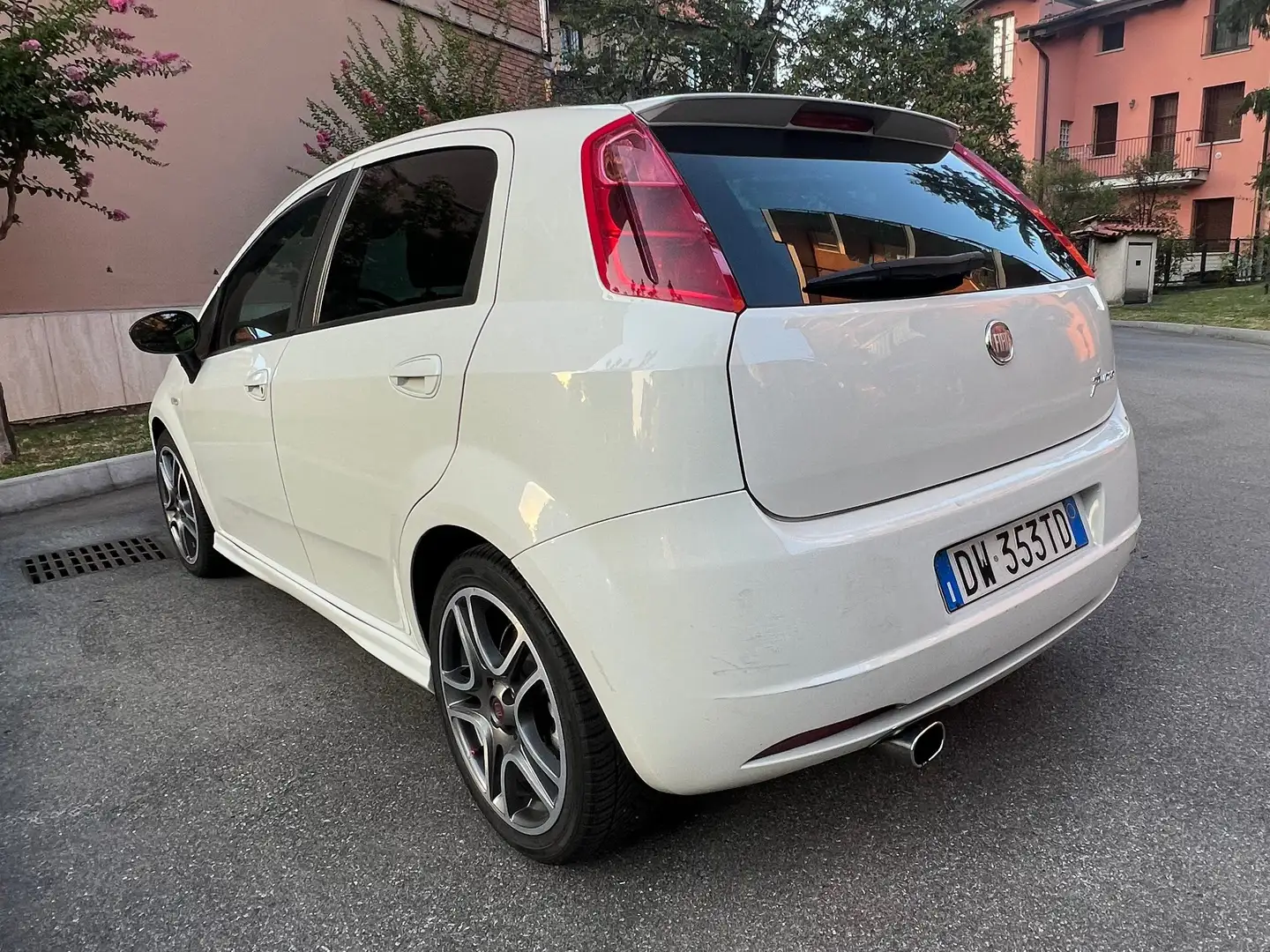 Fiat Grande Punto Grande Punto 5p 1.3 mjt 16v Sport 90cv 6m FL Bianco - 2